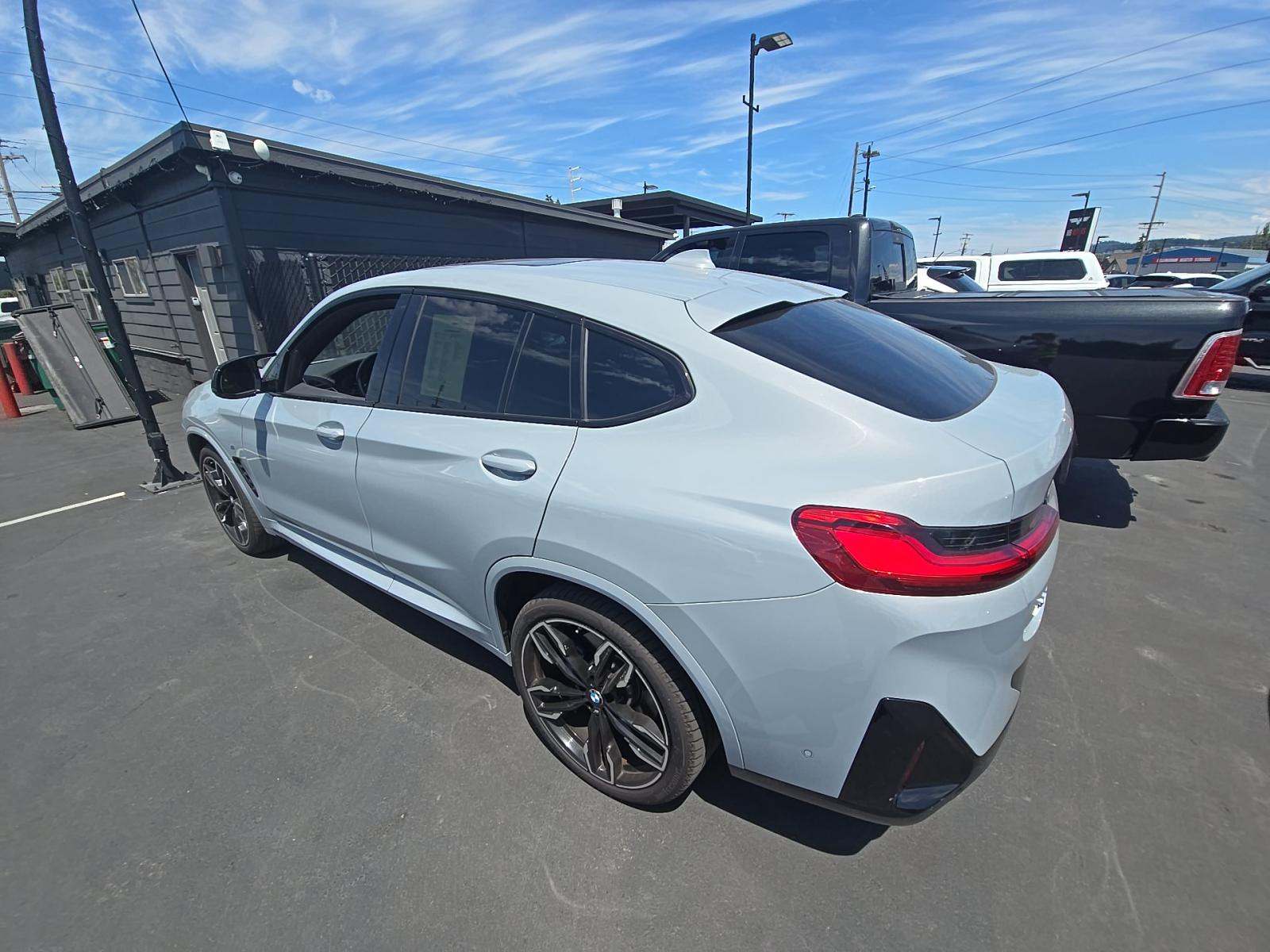 2024 BMW X4 M40i xDrive AWD