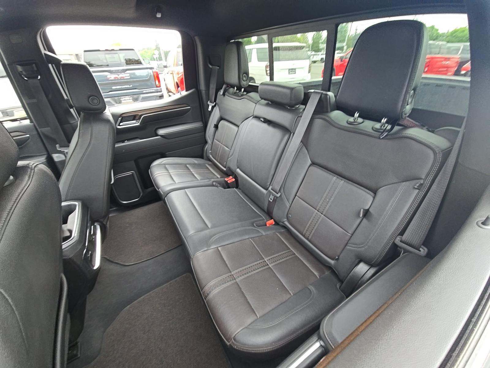2023 Chevrolet Silverado 1500 High Country AWD