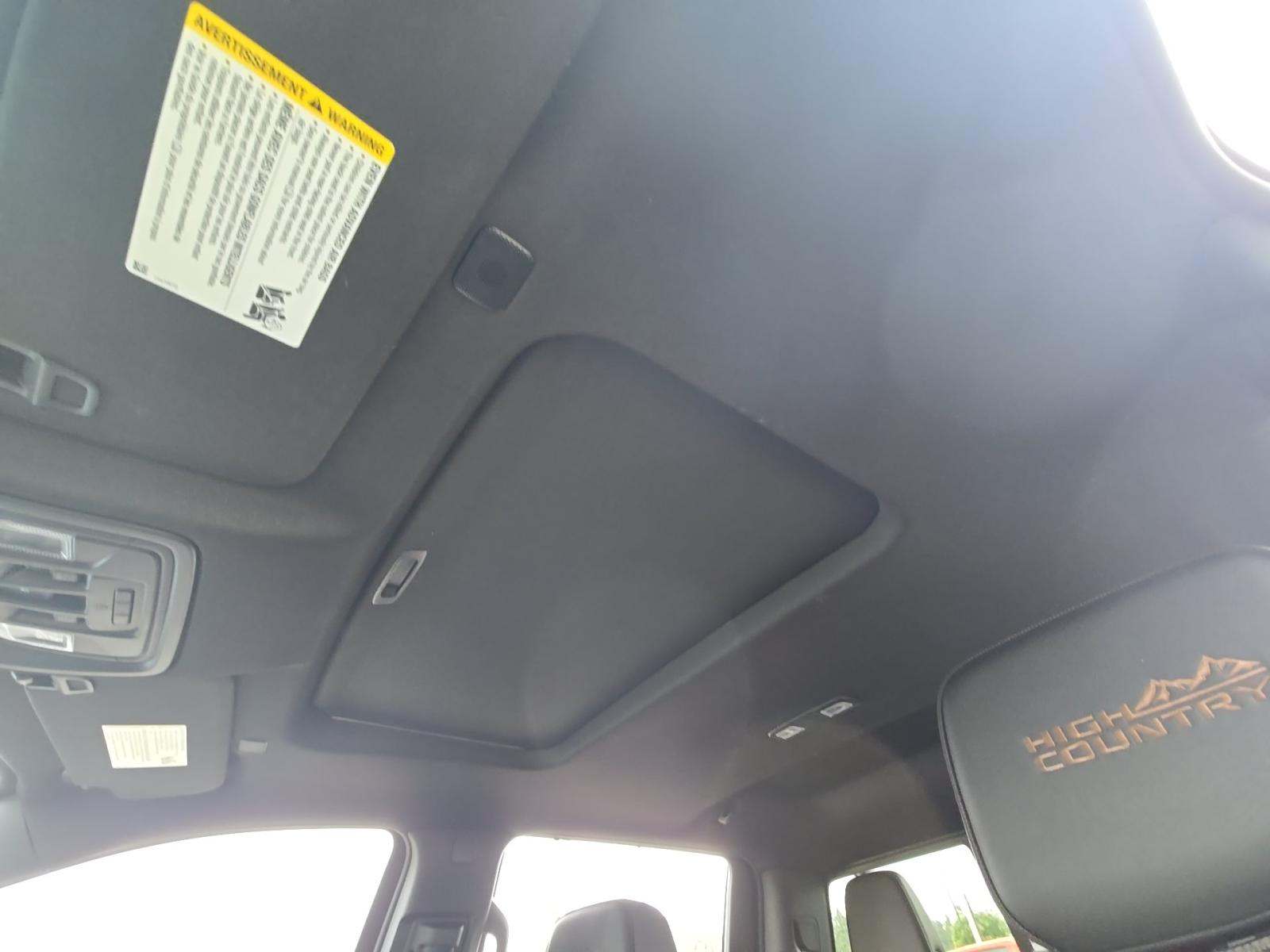 2023 Chevrolet Silverado 1500 High Country AWD