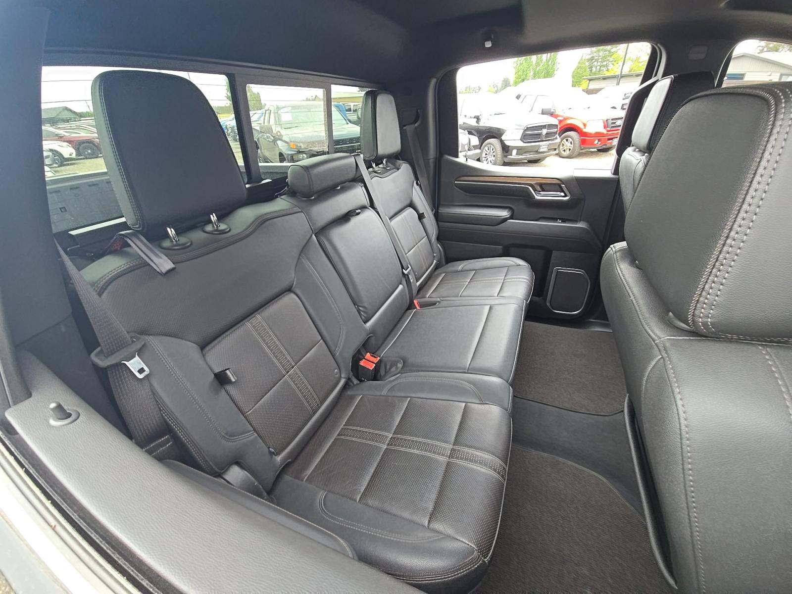 2023 Chevrolet Silverado 1500 High Country AWD