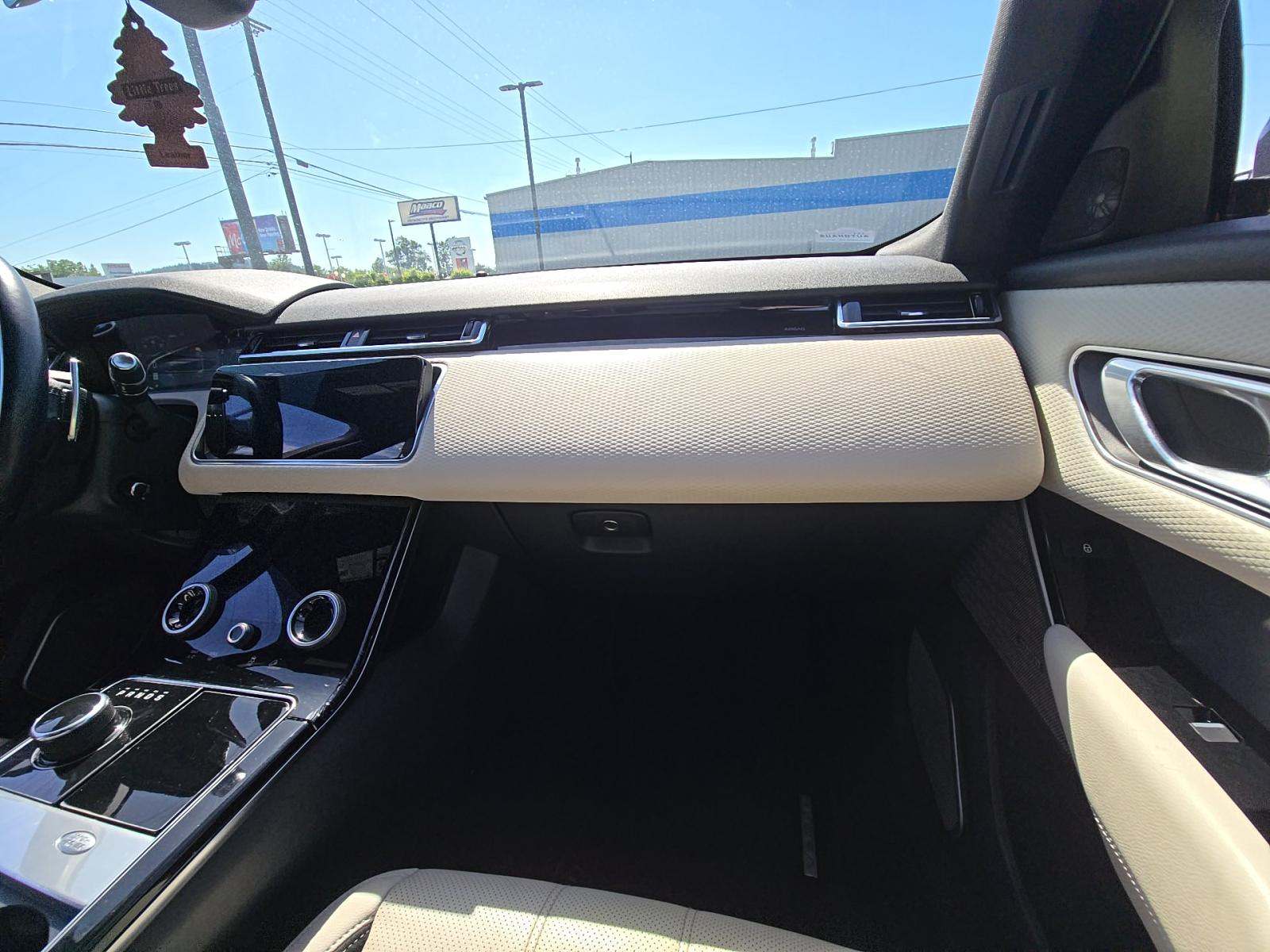2018 Land Rover Range Rover Velar R-Dynamic SE AWD