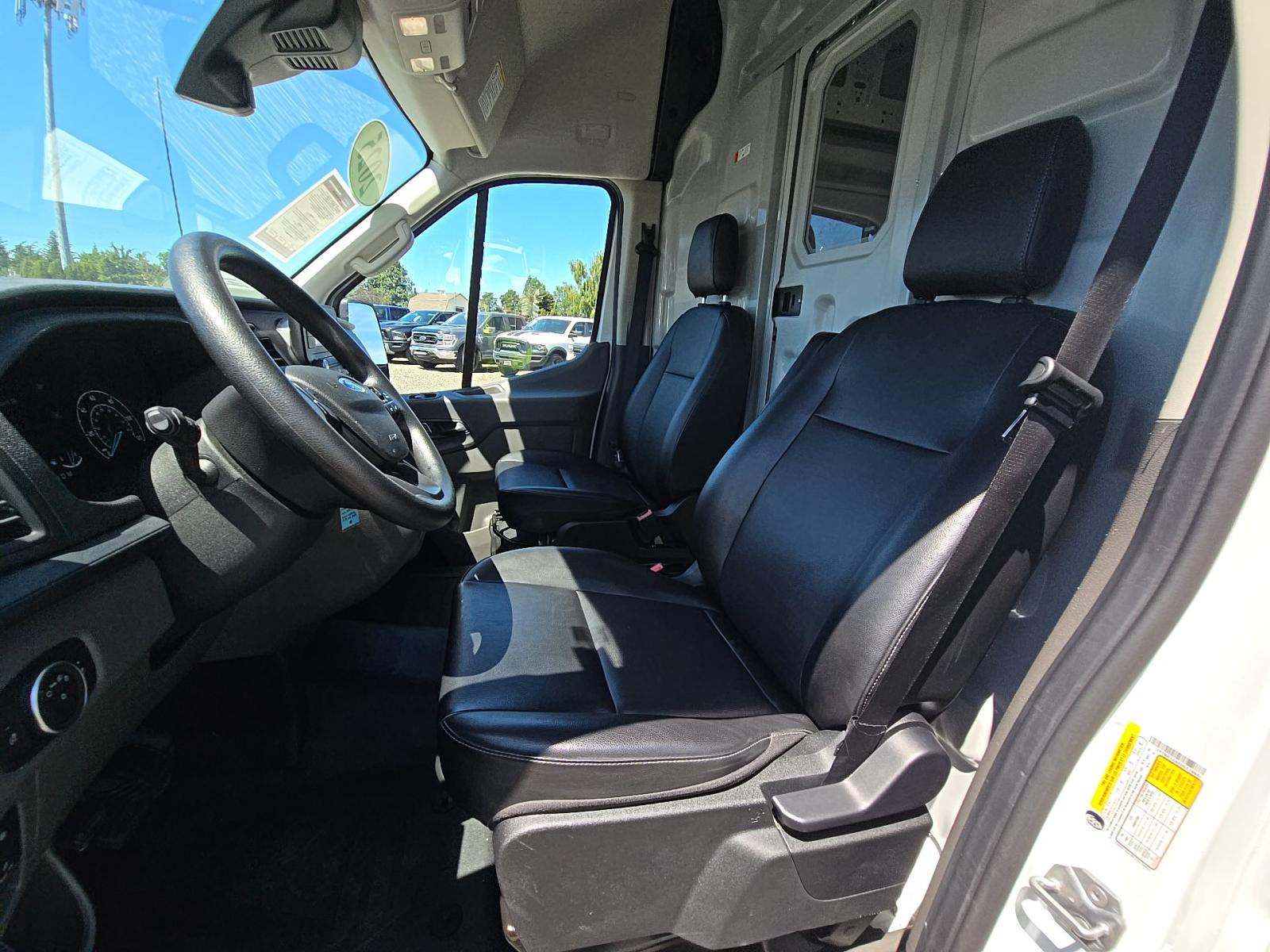 FORD TRANSIT 250 - 2