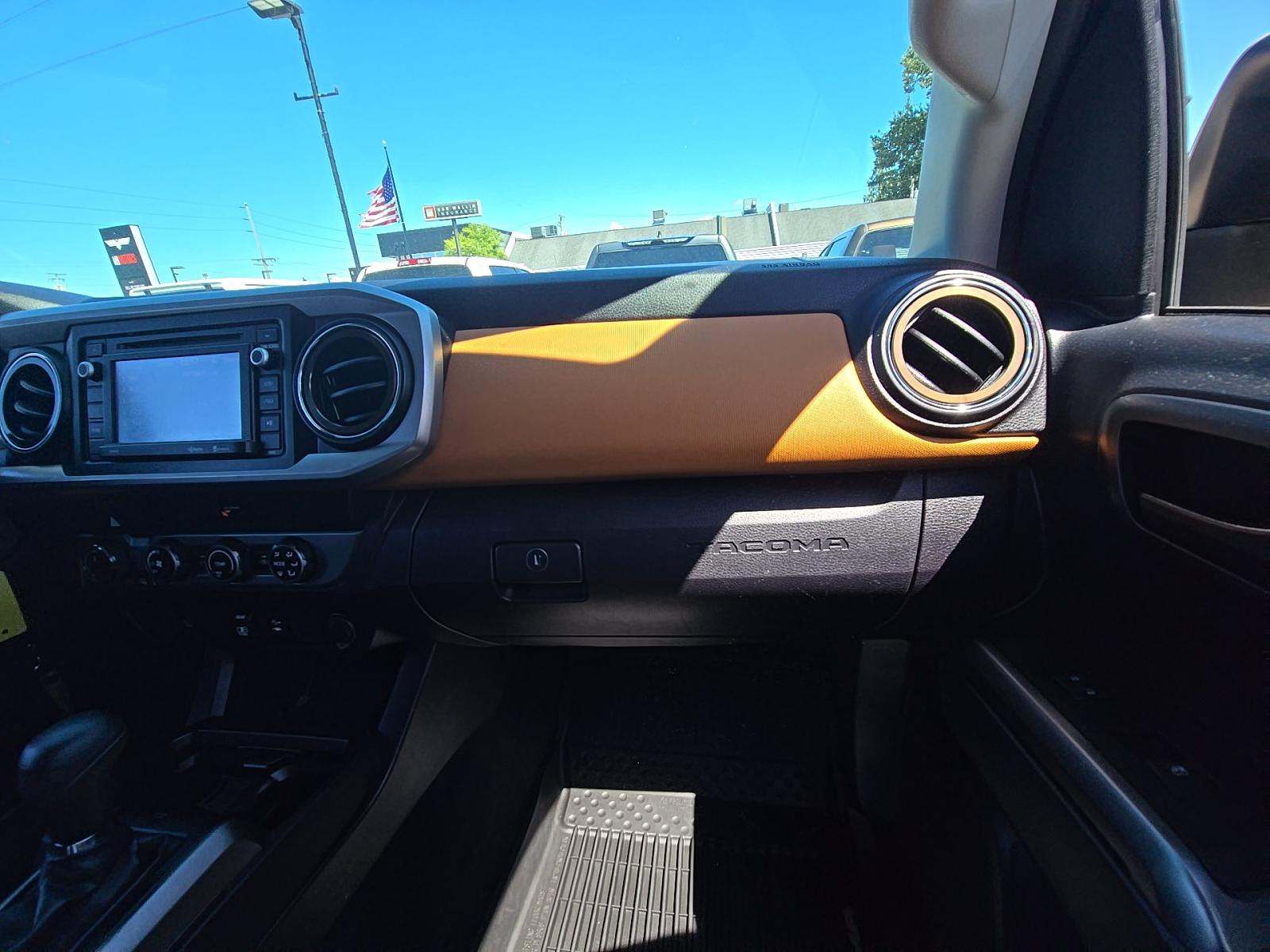 2019 Toyota Tacoma SR5 AWD