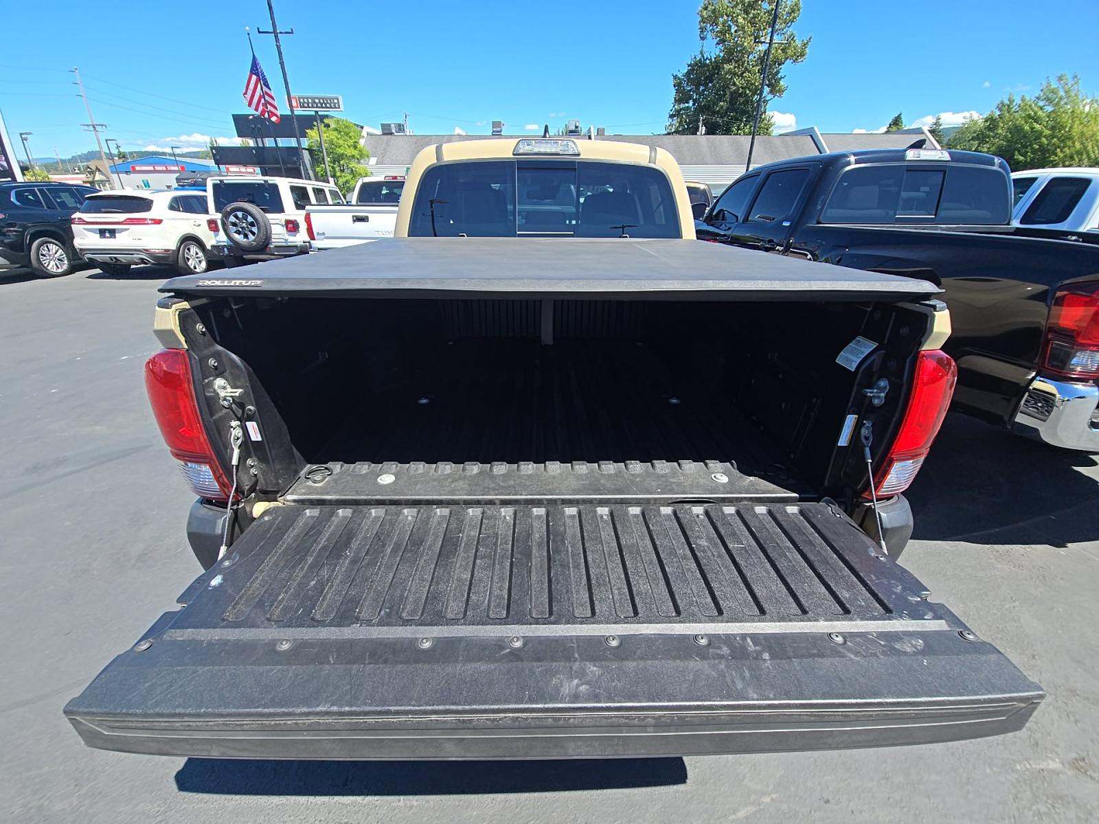 2019 Toyota Tacoma SR5 AWD