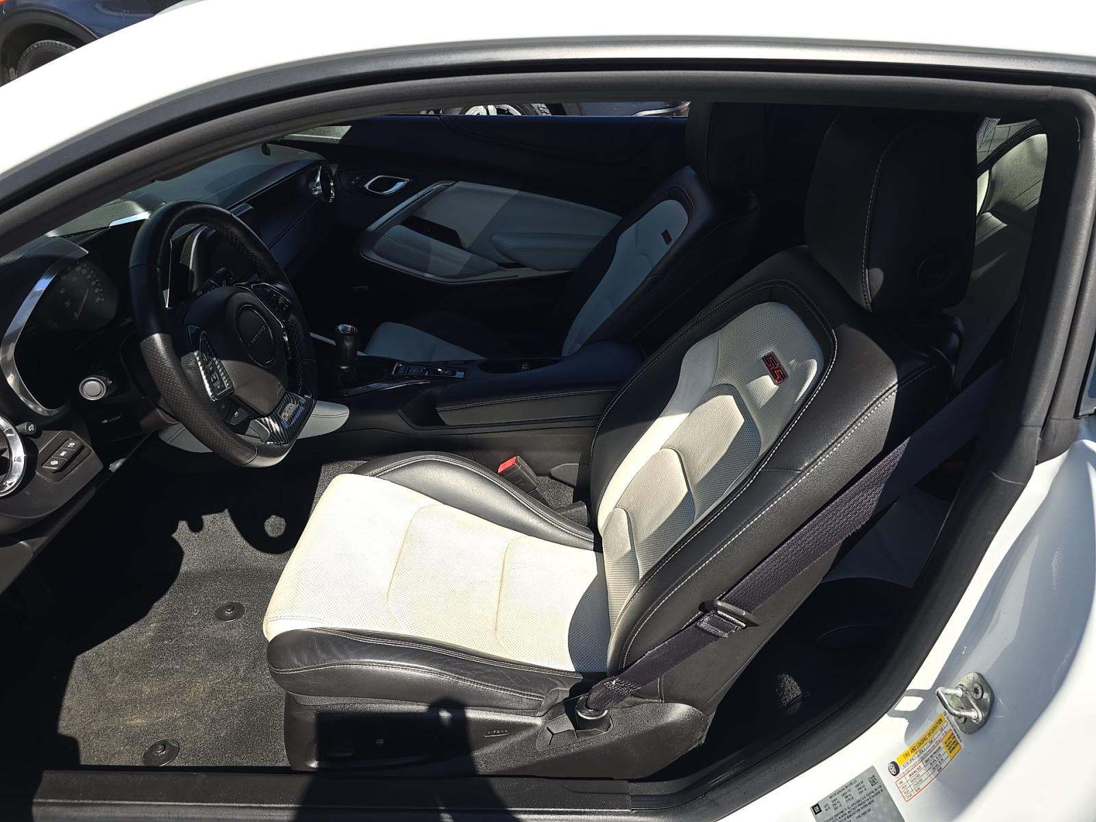 CHEVROLET CAMARO - 6