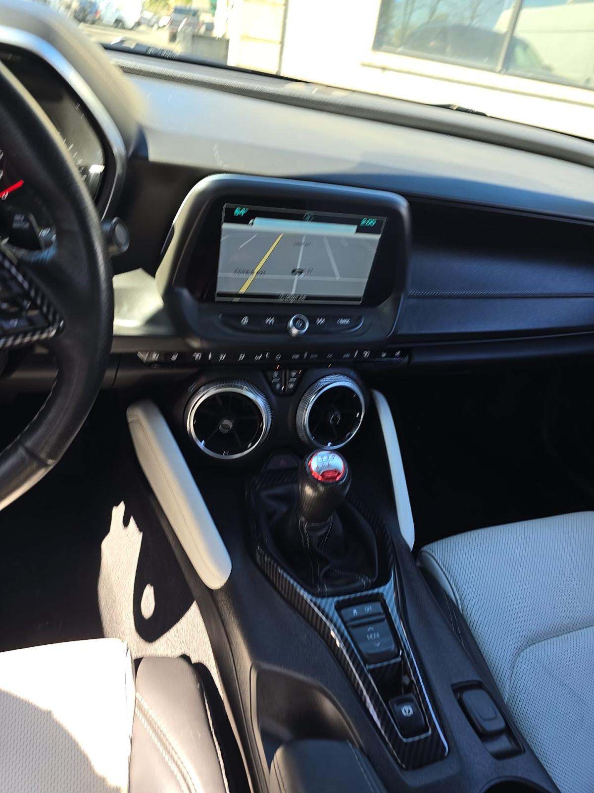 CHEVROLET CAMARO - 10