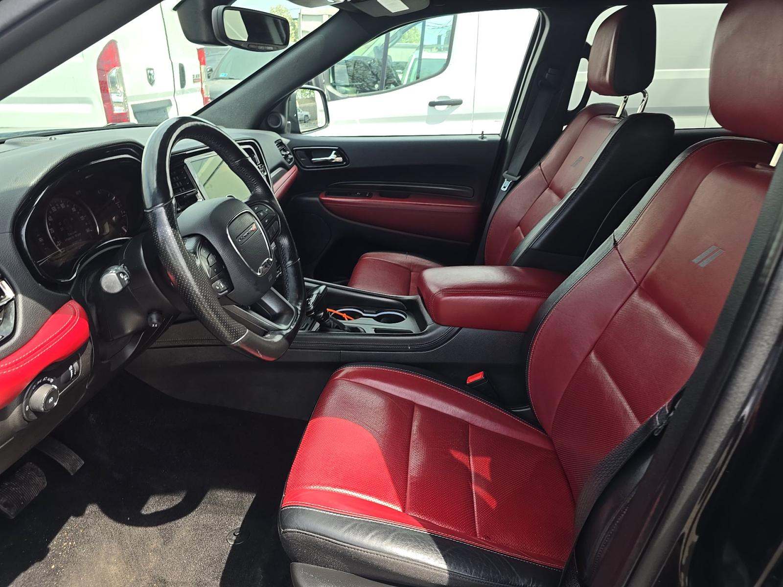 DODGE CHALLENGER - 6