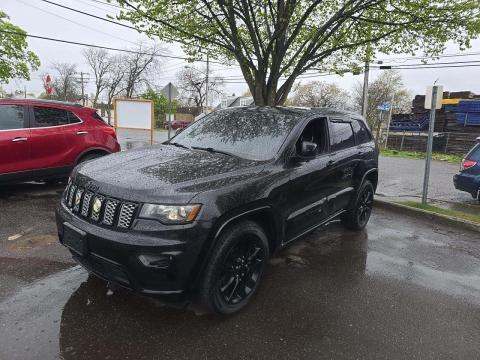 JEEP LAREDO ALTITUDE EDITION - 1