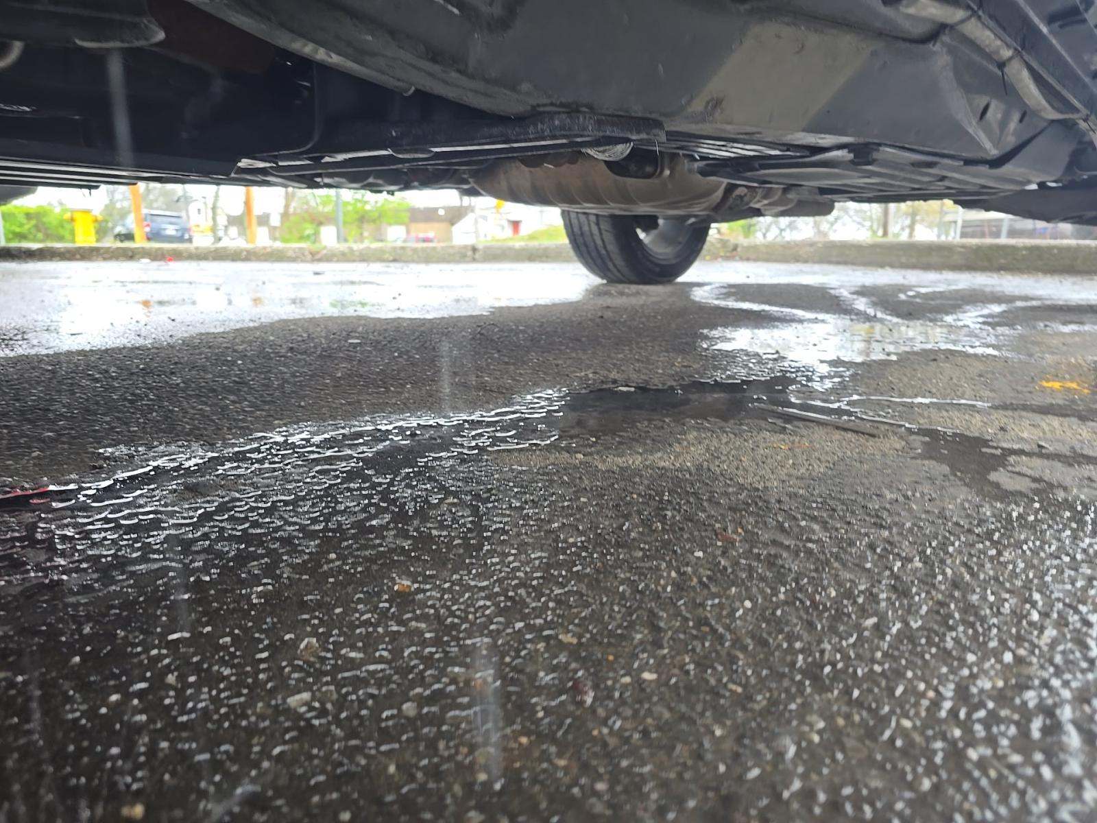 JEEP LAREDO ALTITUDE EDITION - 7