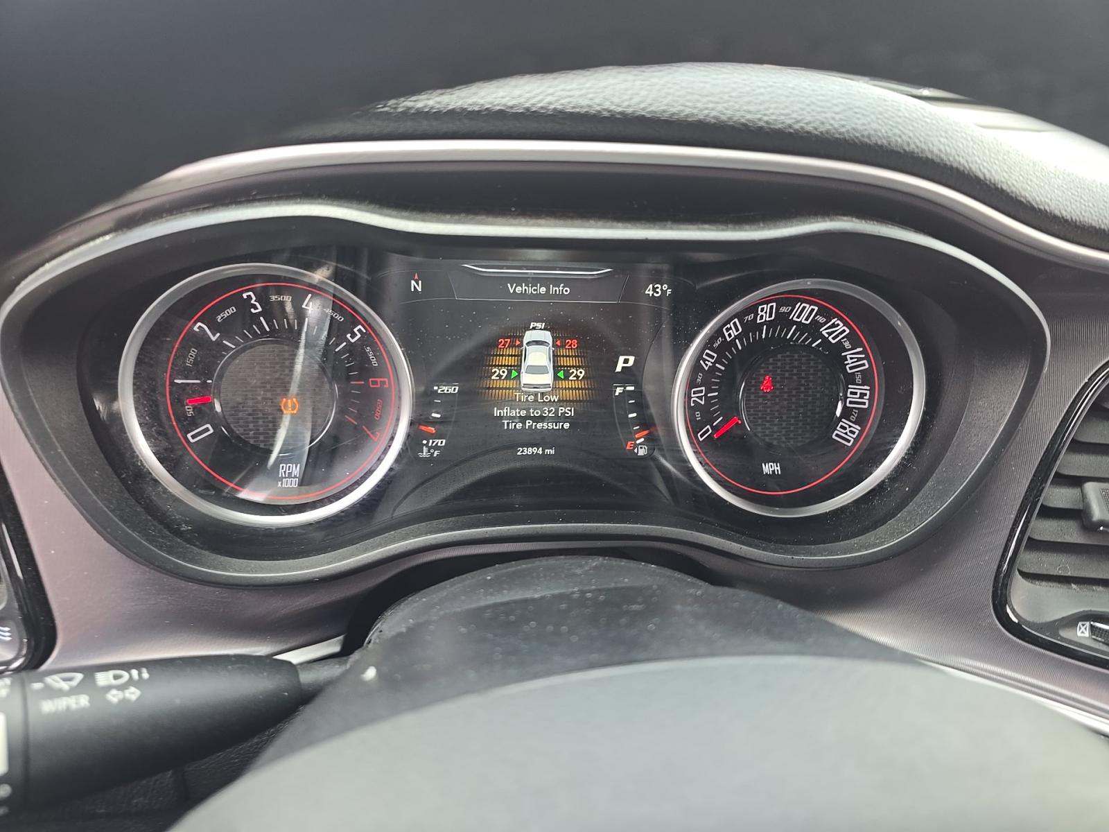 DODGE CHALLENGER - 9