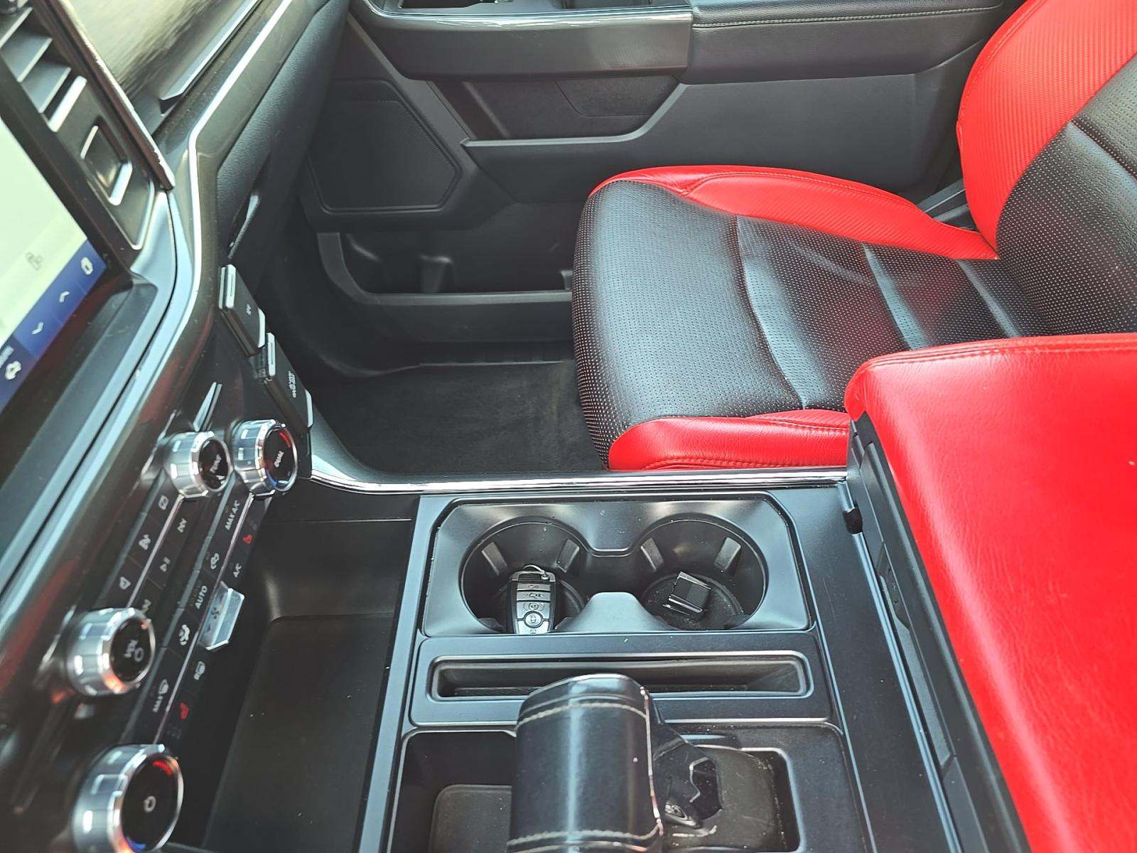 FORD F-150 - 8