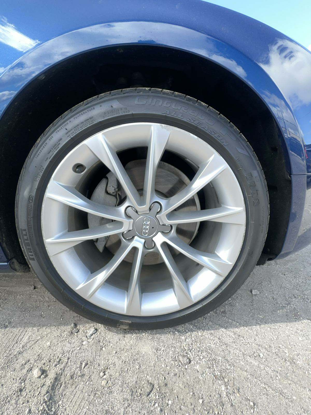 2013 Audi A5 Premium FWD