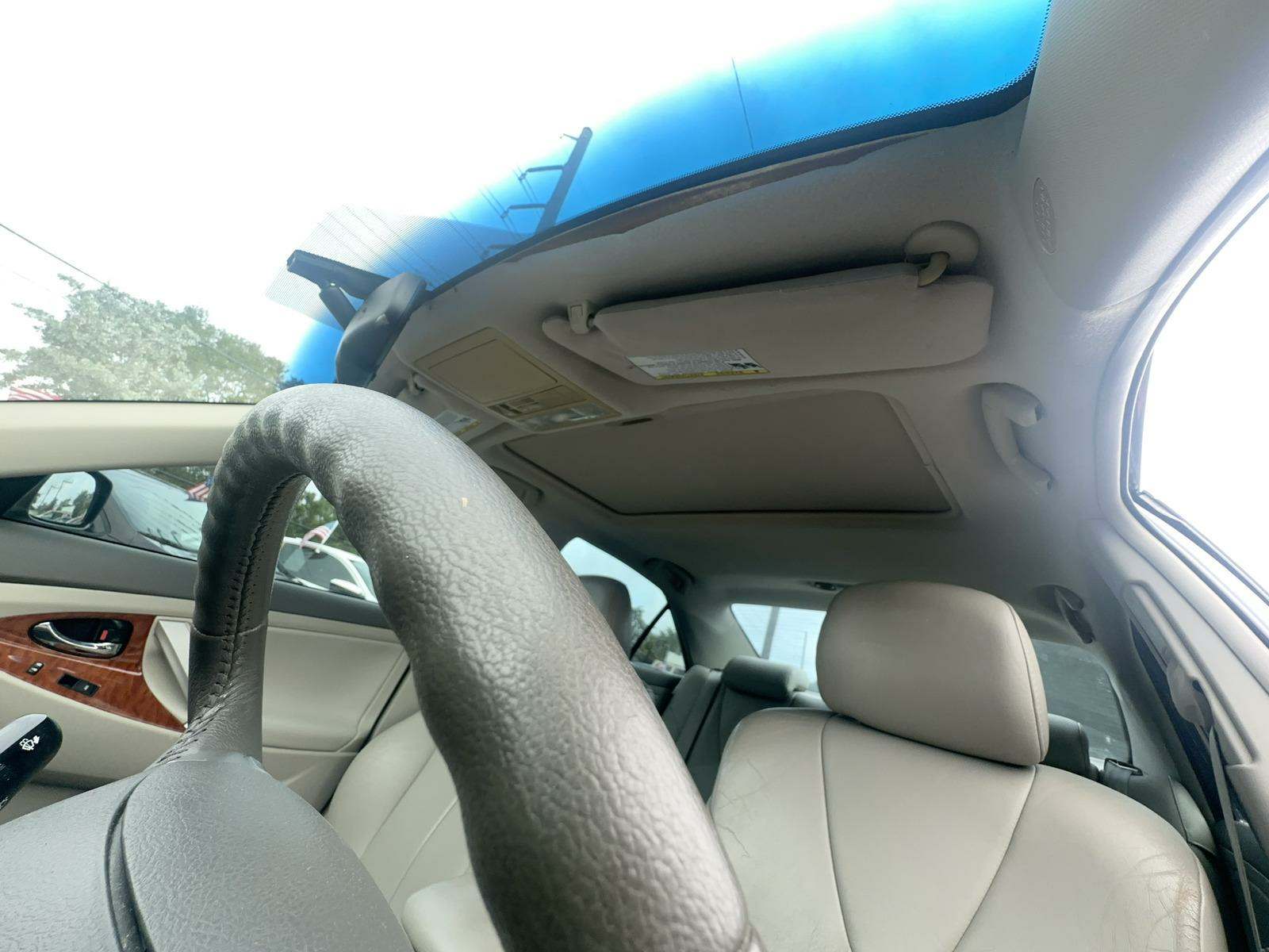 2011 Toyota Camry 4D SEDAN FWD