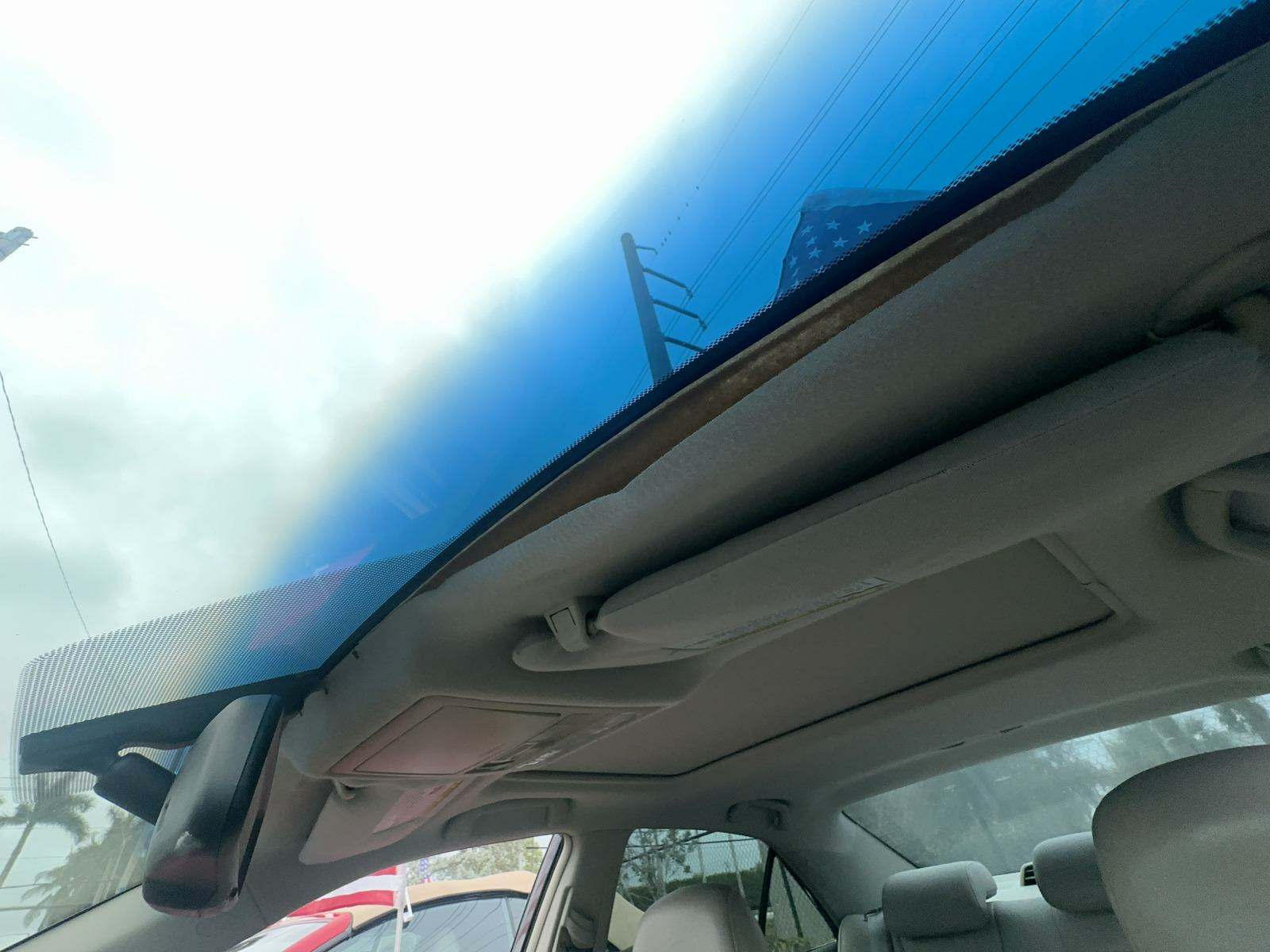 2011 Toyota Camry 4D SEDAN FWD