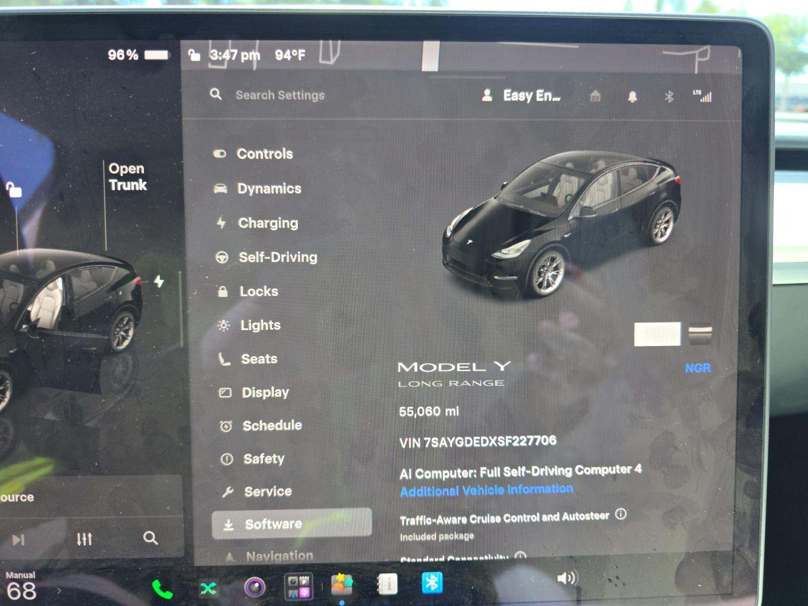 TESLA MODEL Y - 5