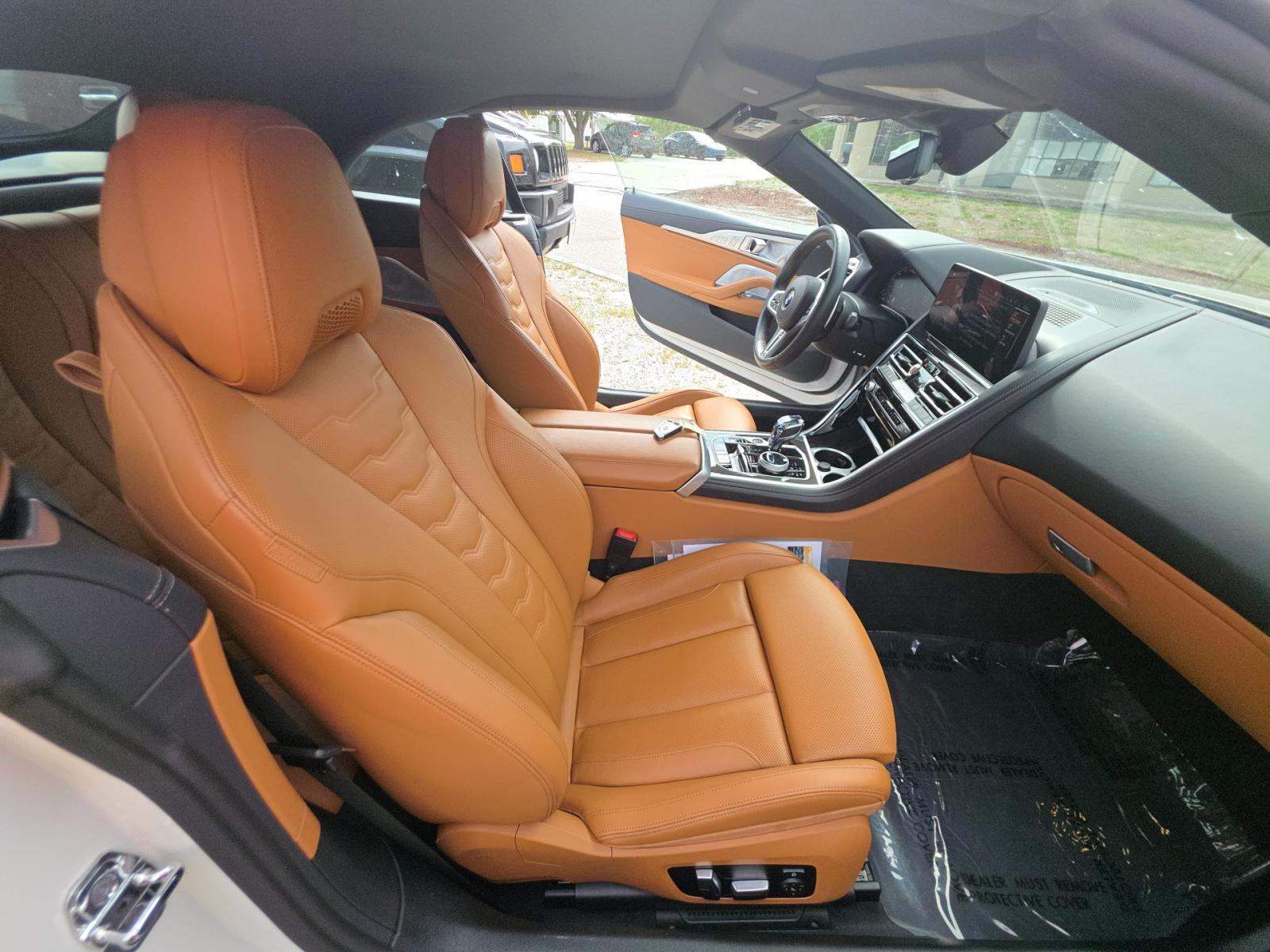 2024 BMW 8 Series M850i xDrive AWD
