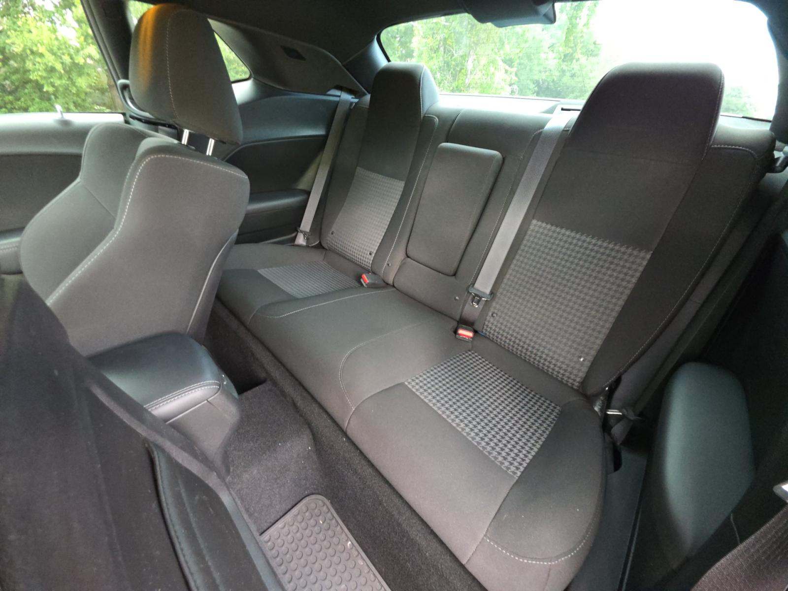 DODGE CHALLENGER - 9