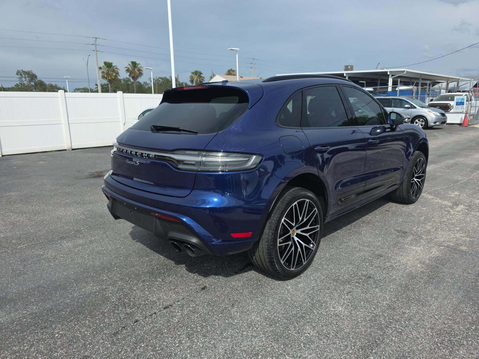 2024 Porsche Macan S AWD