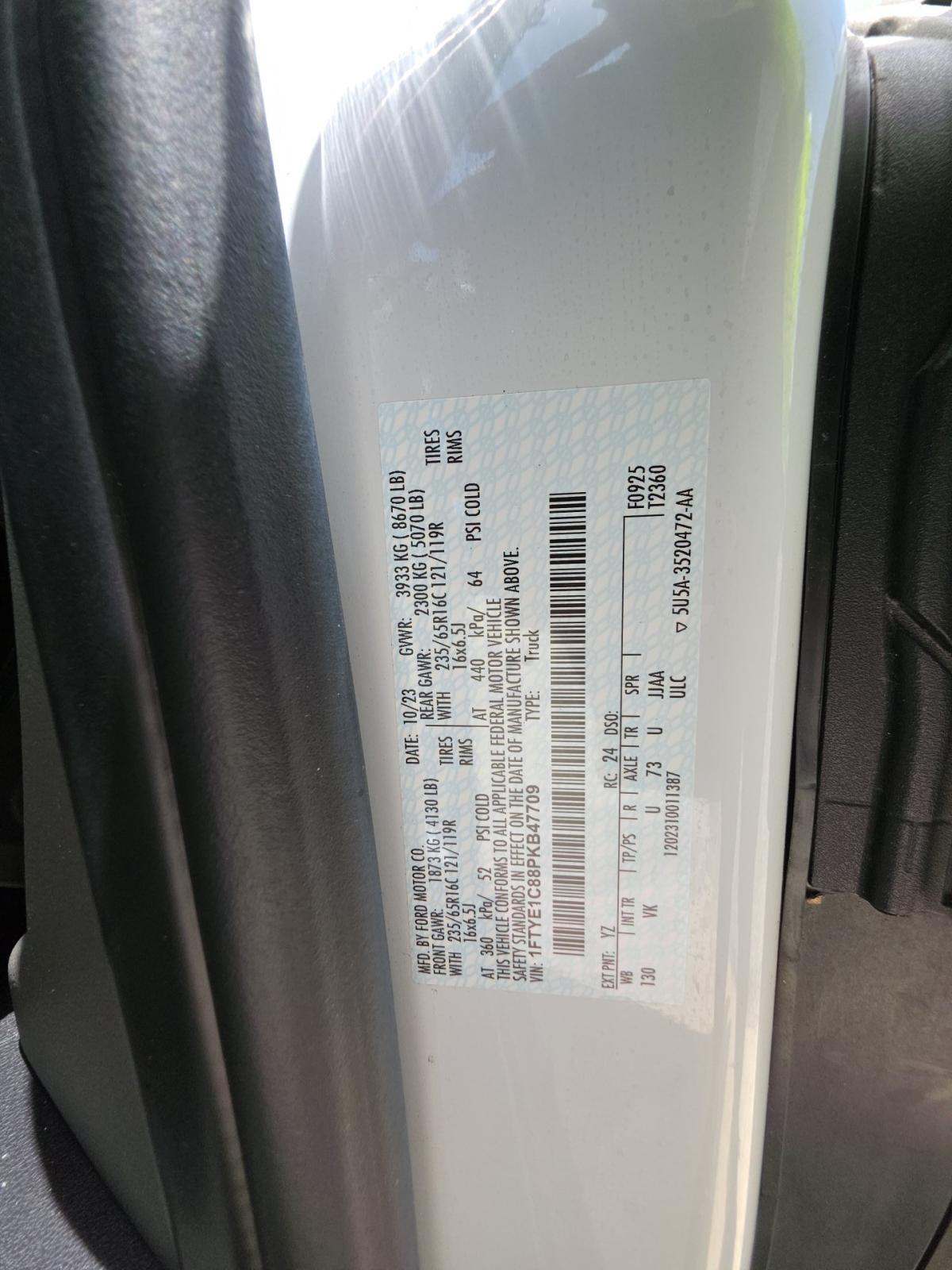 FORD TRANSIT 150 - 5