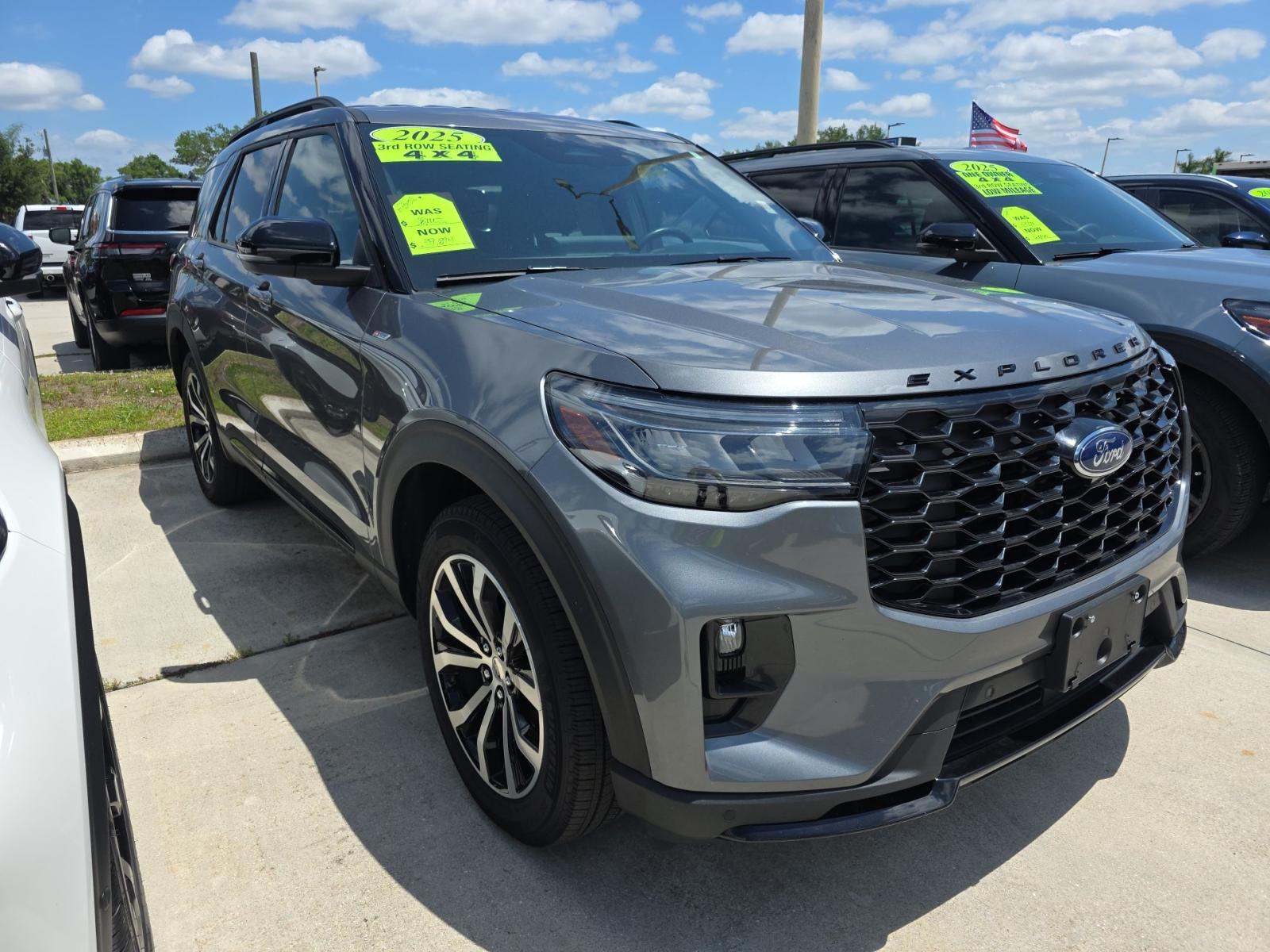 FORD EXPLORER - 4
