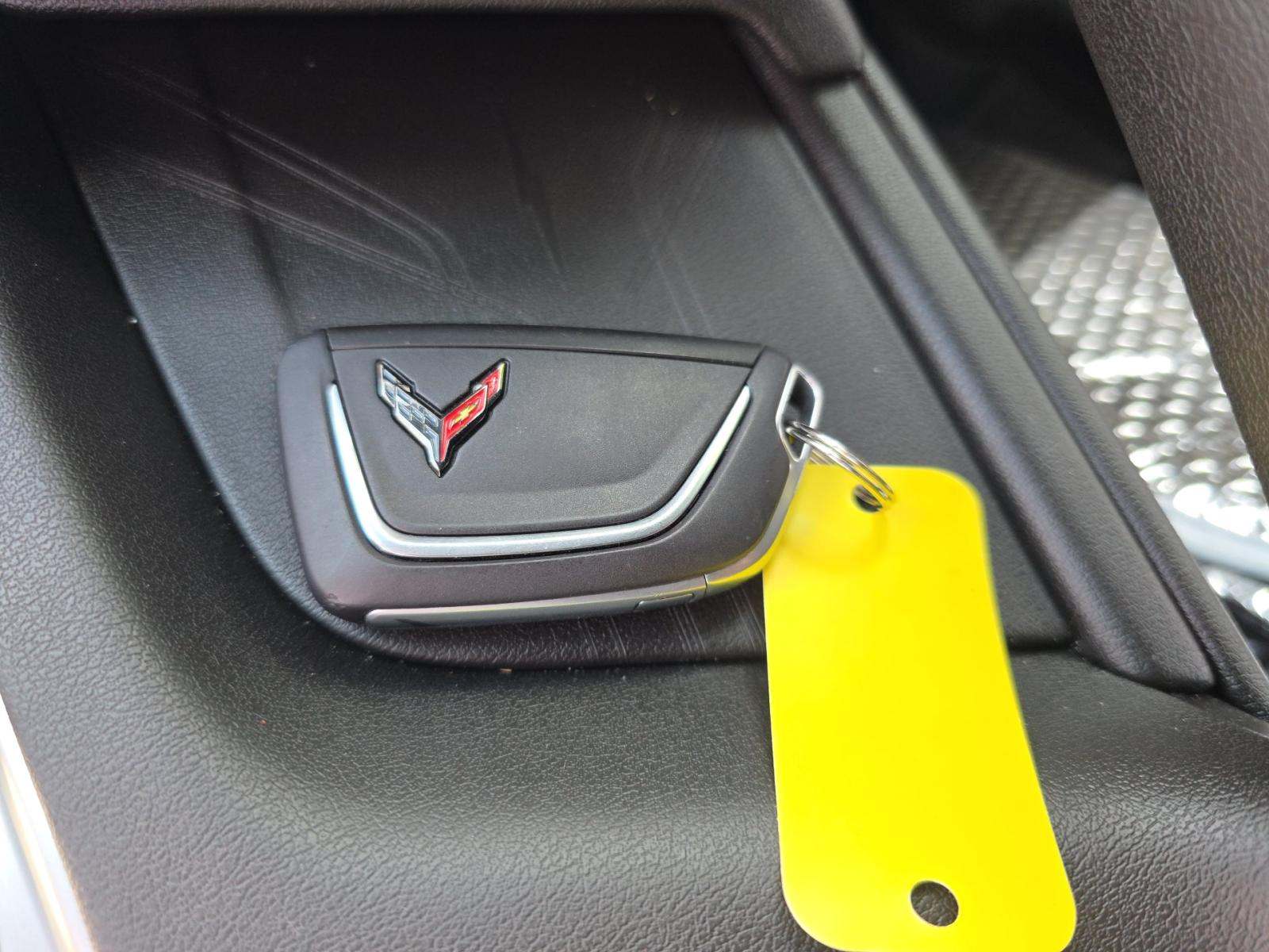 CHEVROLET CORVETTE - 4