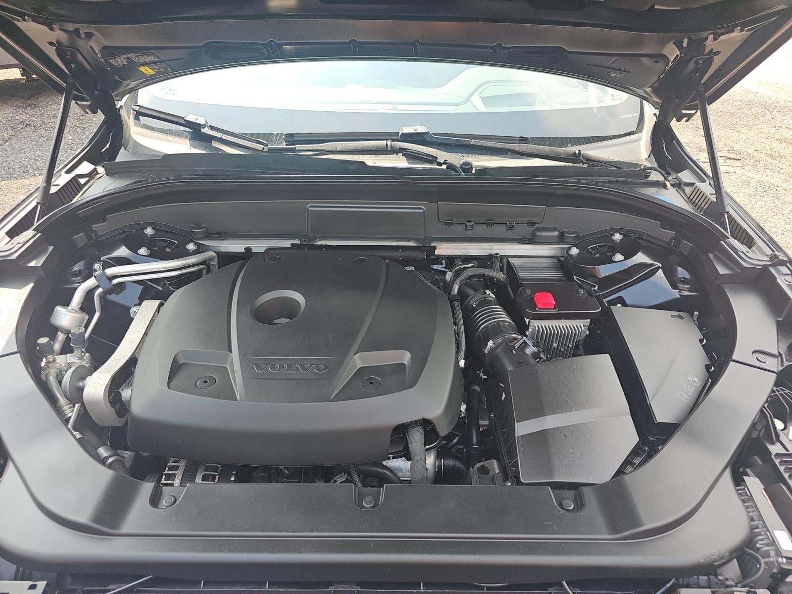 2020 Volvo XC60 T6 R-Design AWD