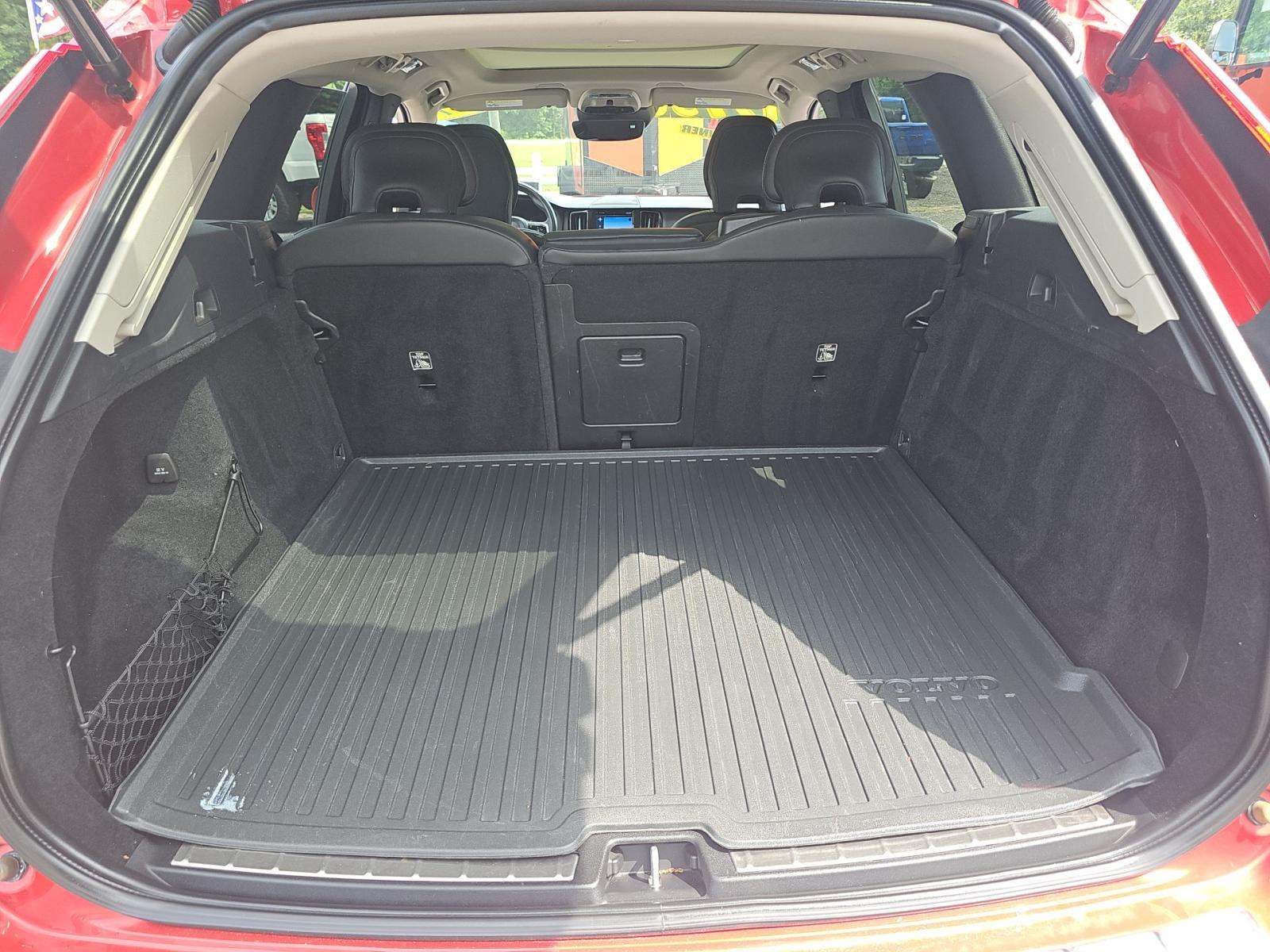 2021 Volvo XC60 T6 Inscription AWD