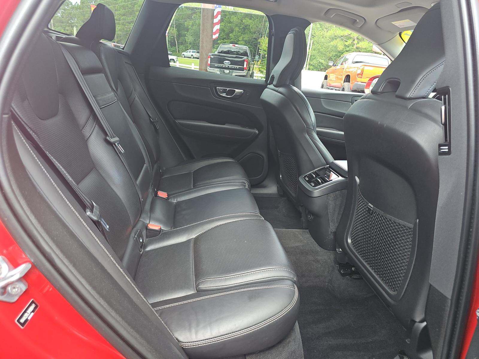 2021 Volvo XC60 T6 Inscription AWD