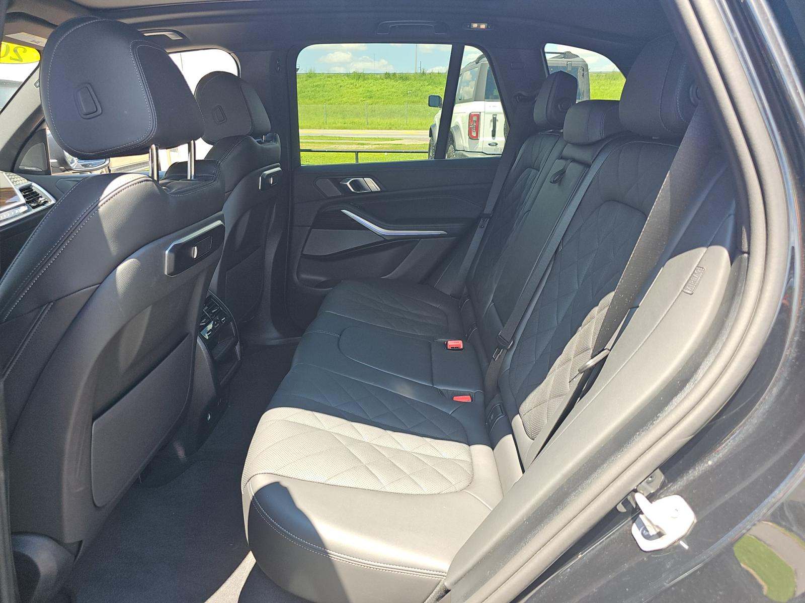 2026 BMW X5 sDrive40i RWD