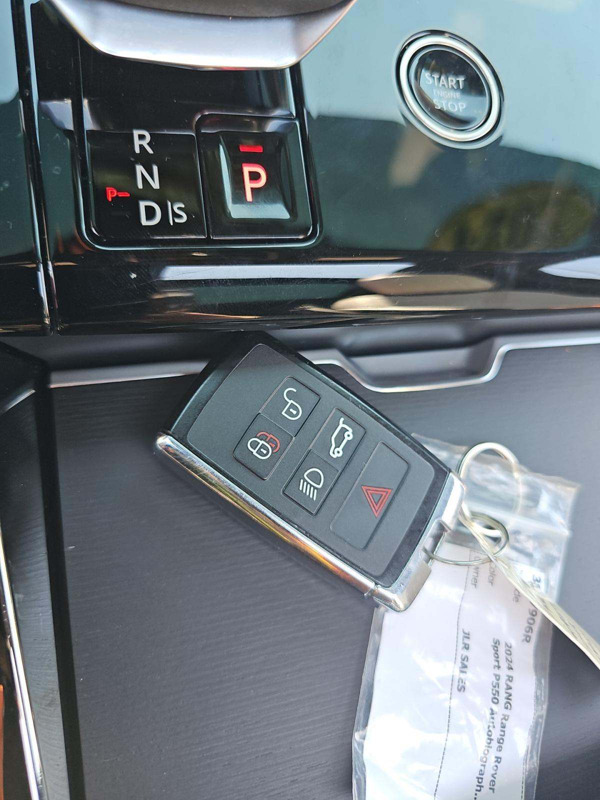 2024 Land Rover Range Rover Sport Plug-In Hybrid Autobiography AWD