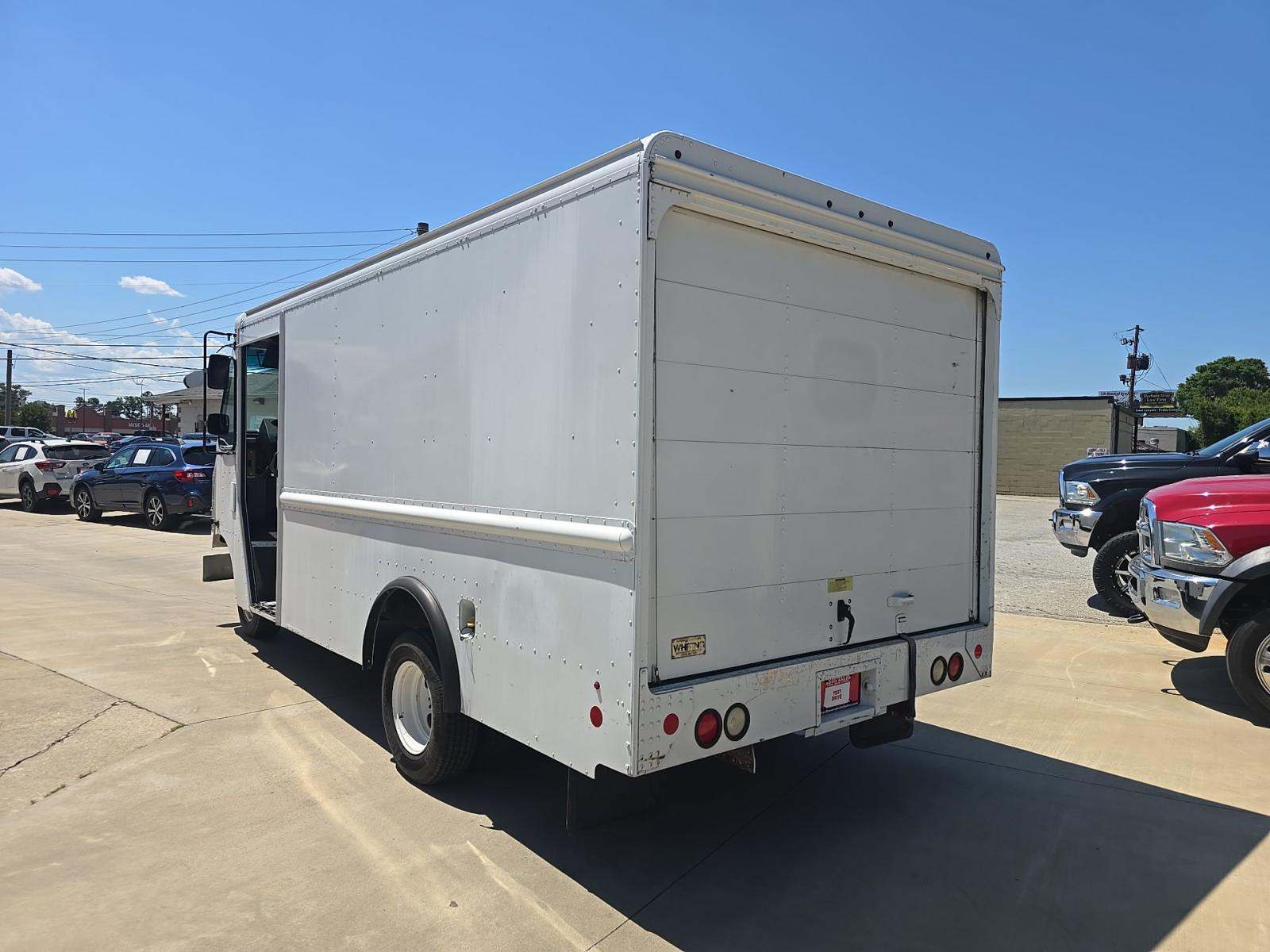 FORD E-350 - 2