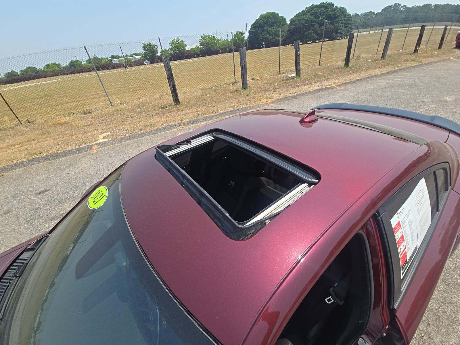 DODGE CHALLENGER - 8