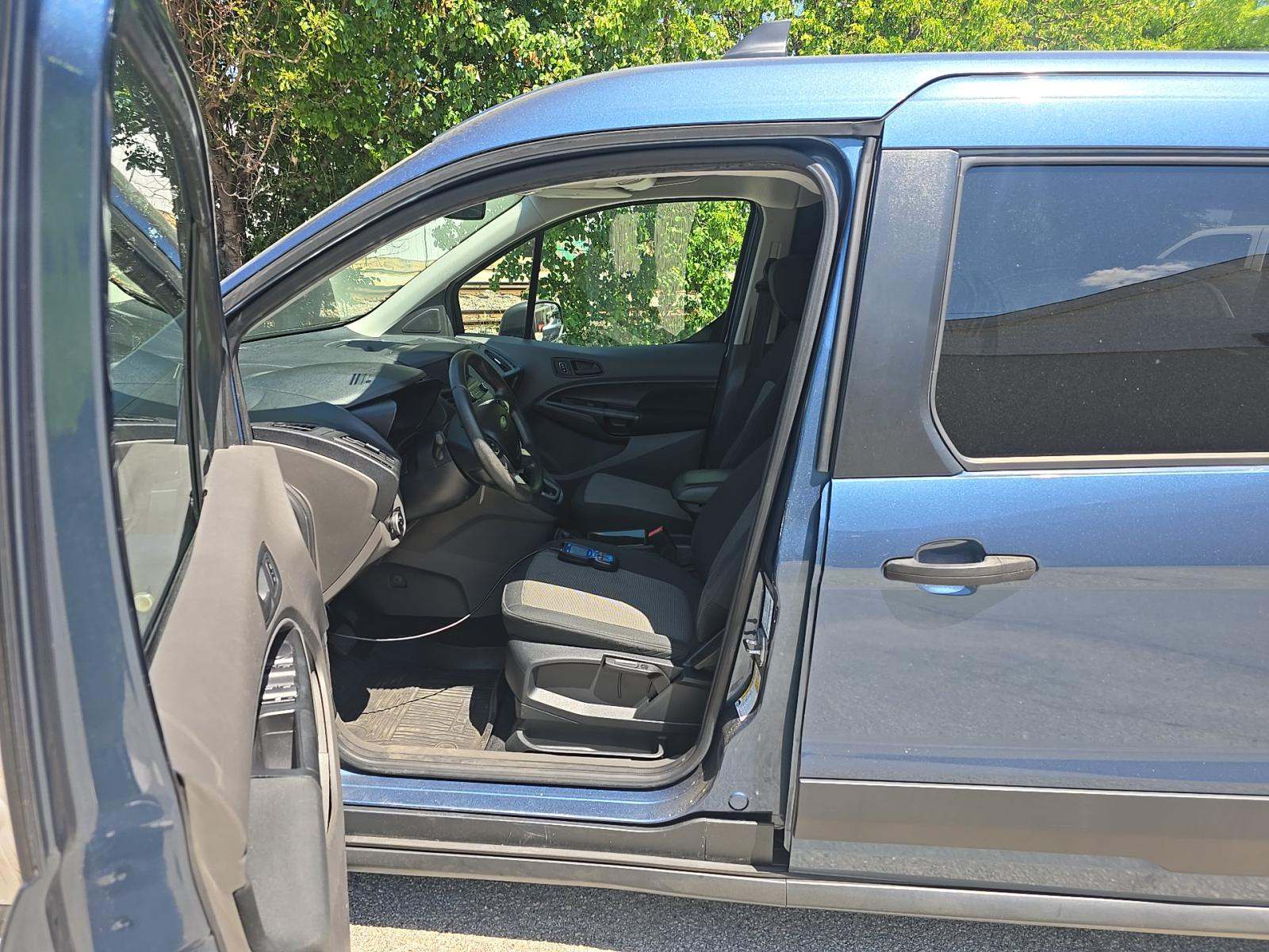 FORD TRANSIT CONNECT - 2