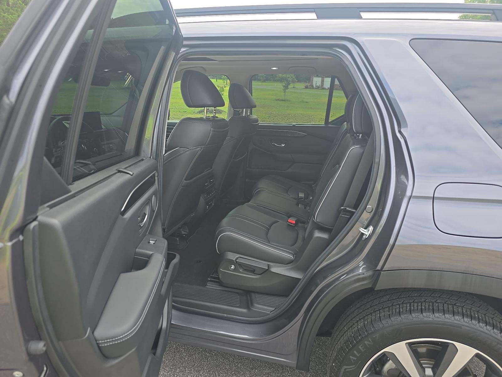 2025 Honda Pilot Elite AWD