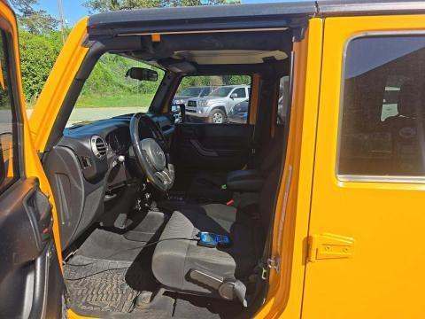 JEEP UNLIMITED SPORT - 2