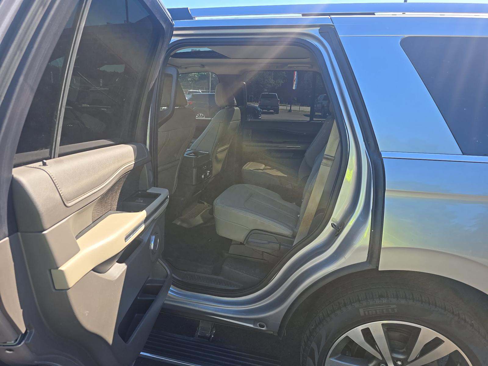 FORD EXPEDITION - 9