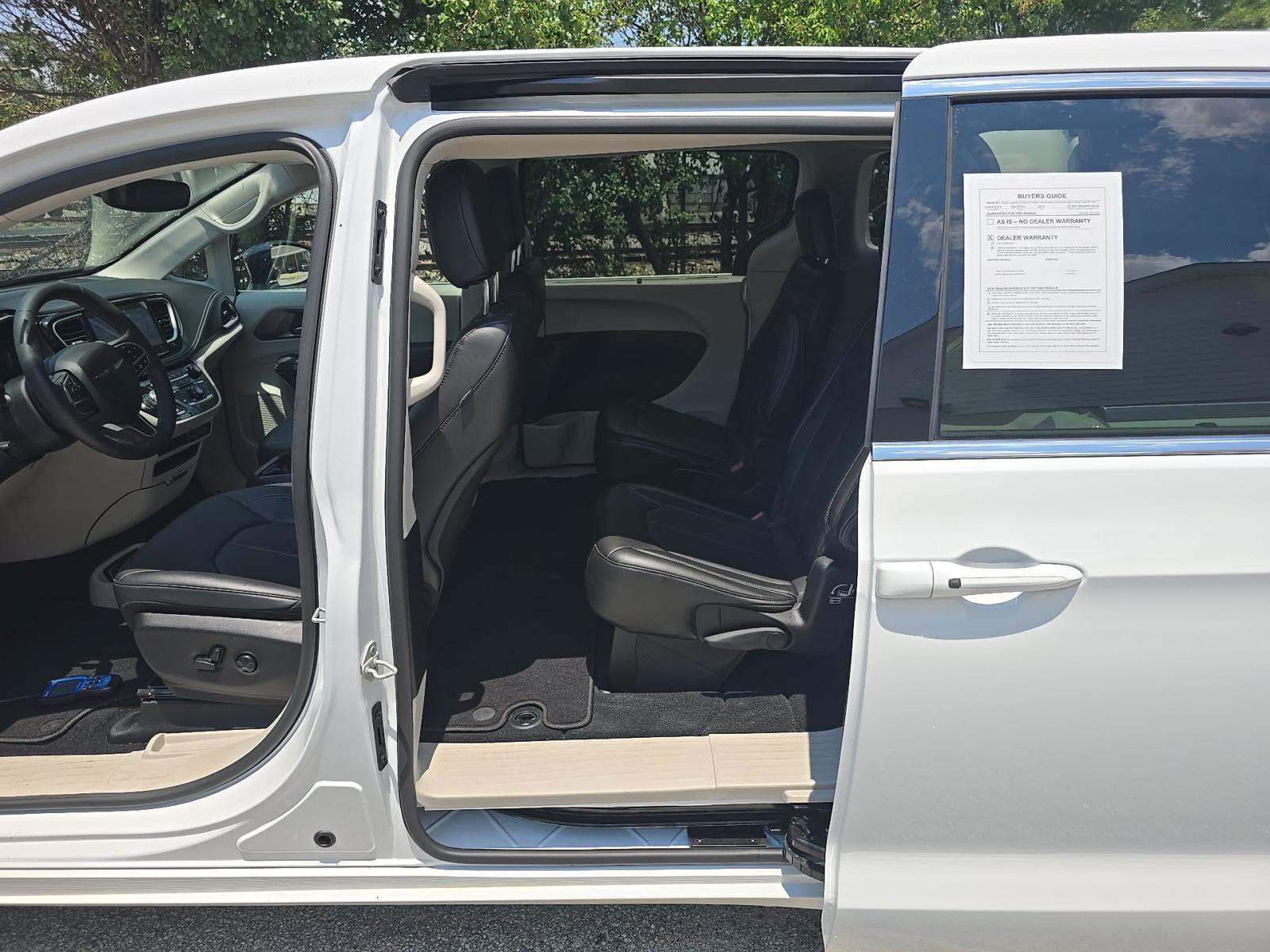 2024 Chrysler Pacifica Touring L FWD