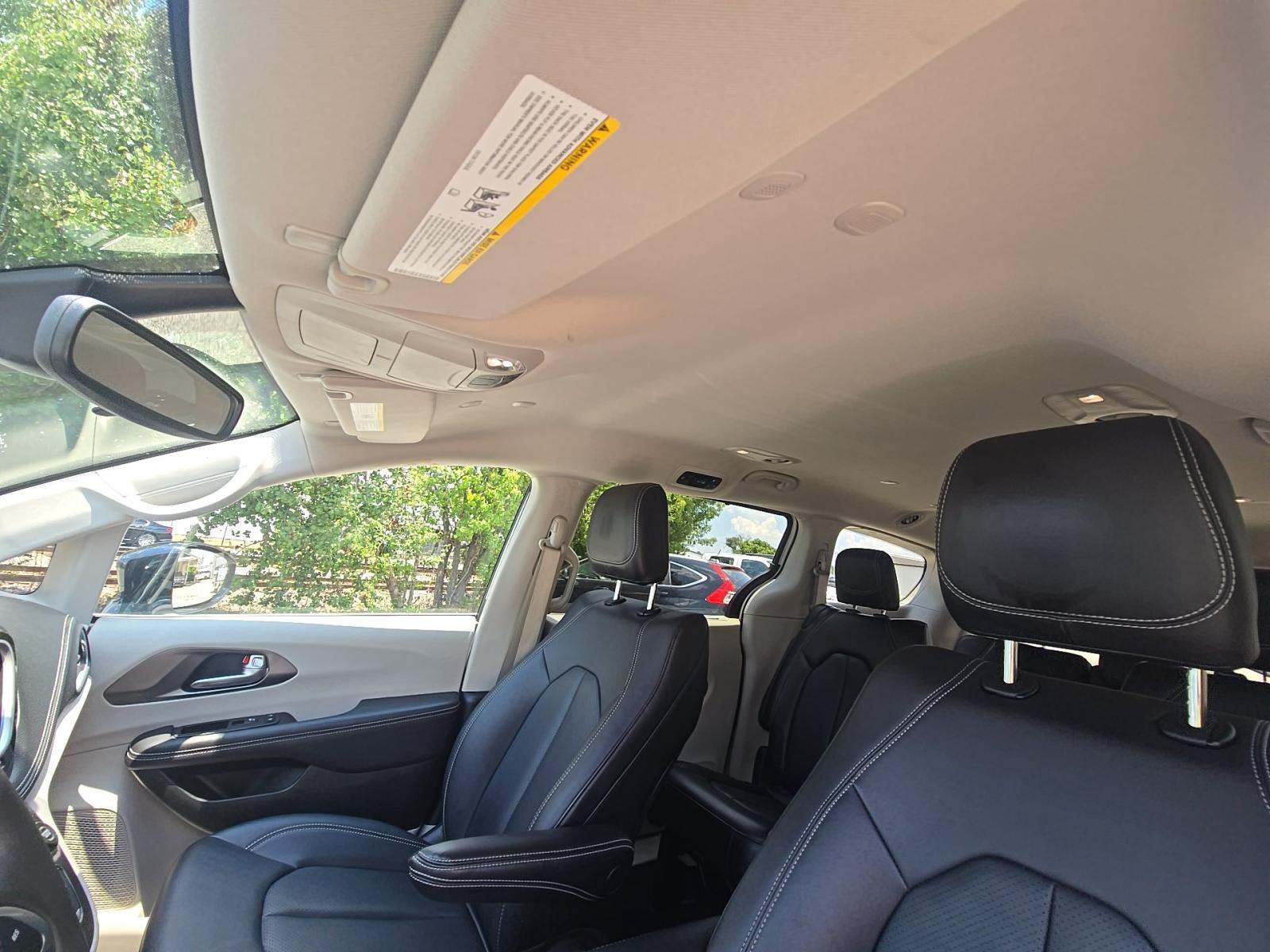 2024 Chrysler Pacifica Touring L FWD
