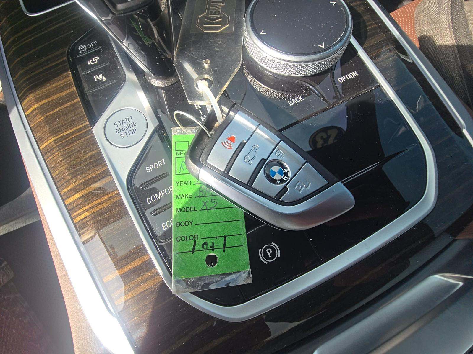 2023 BMW X5 xDrive40i AWD