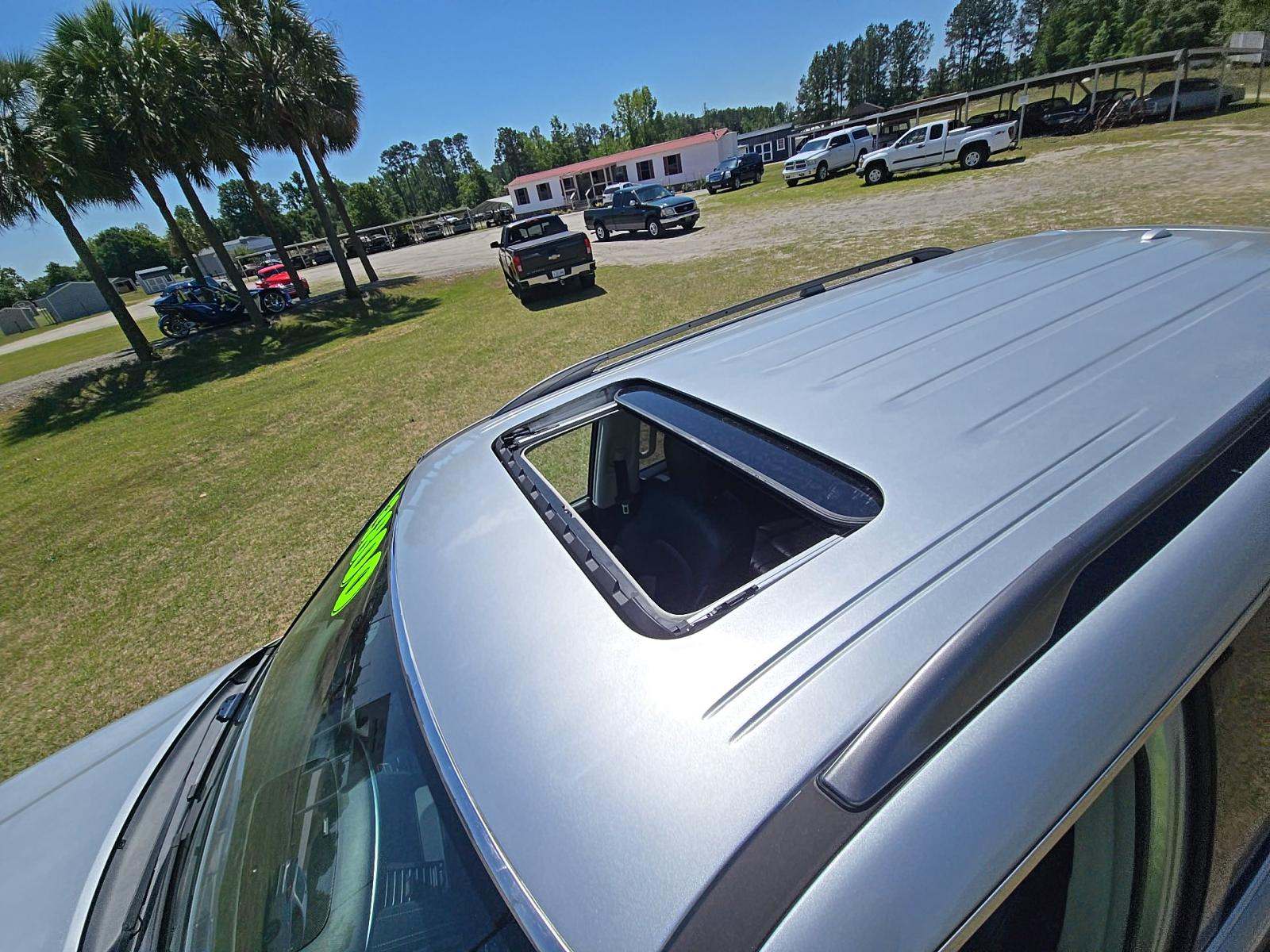 NISSAN ARMADA - 8