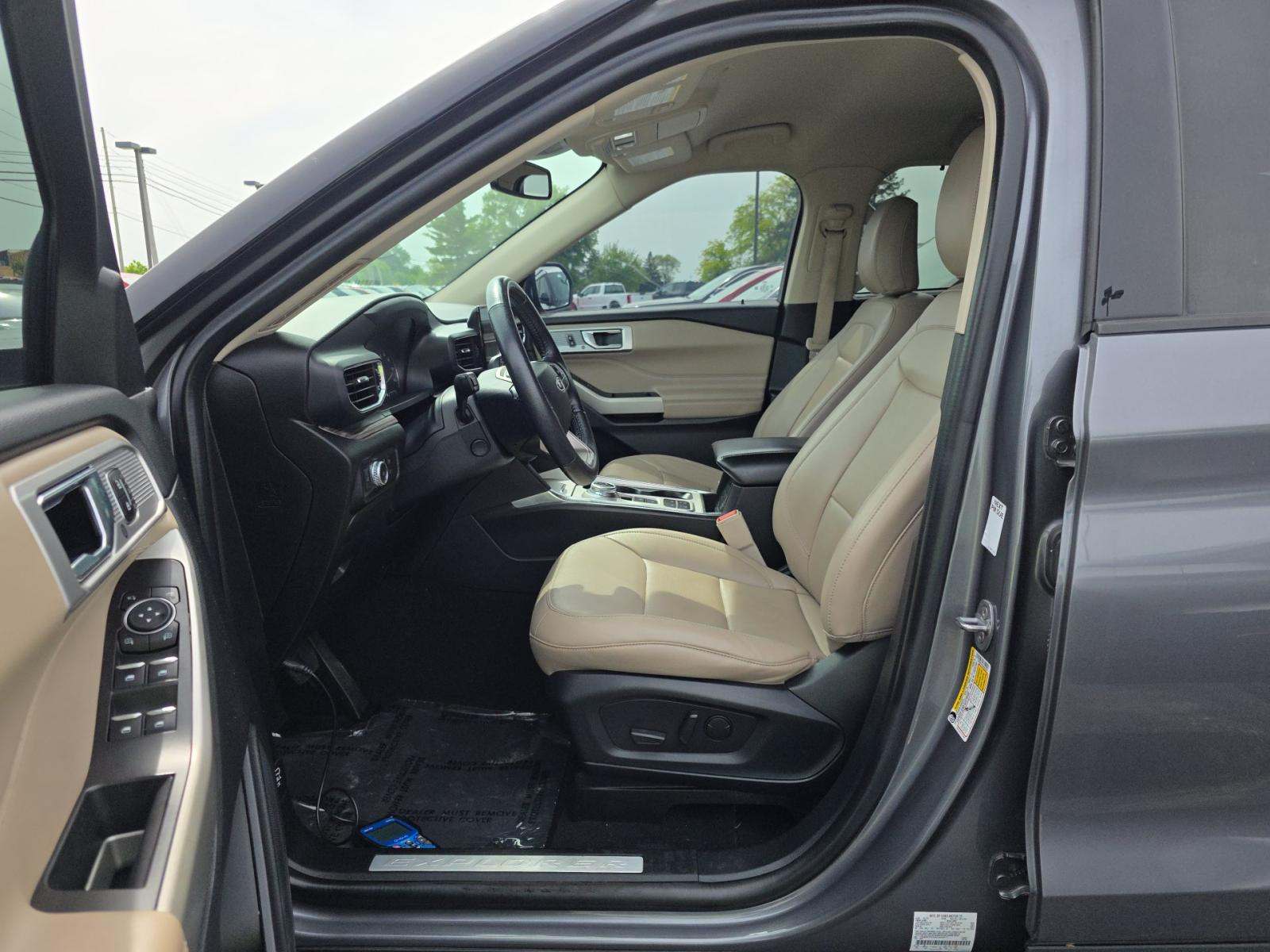 FORD EXPLORER - 6