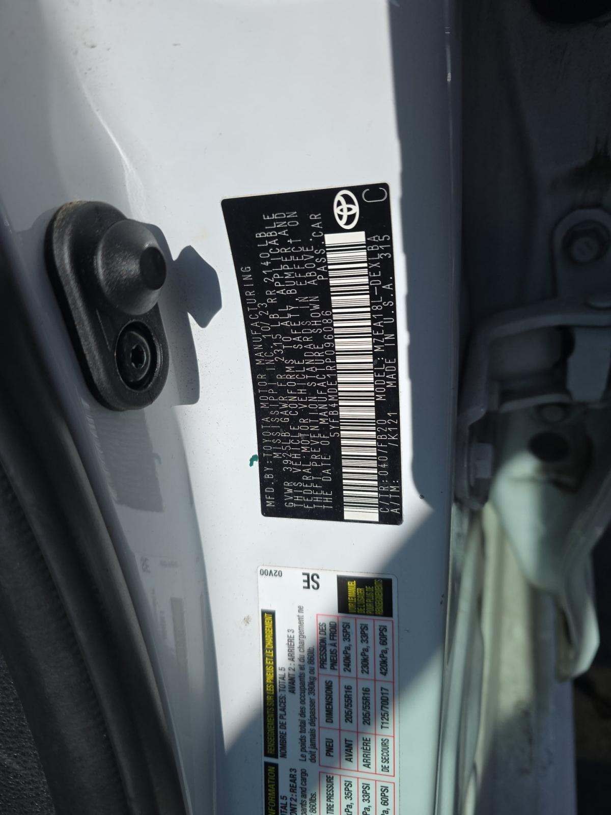 2024 Toyota Corolla LE FWD