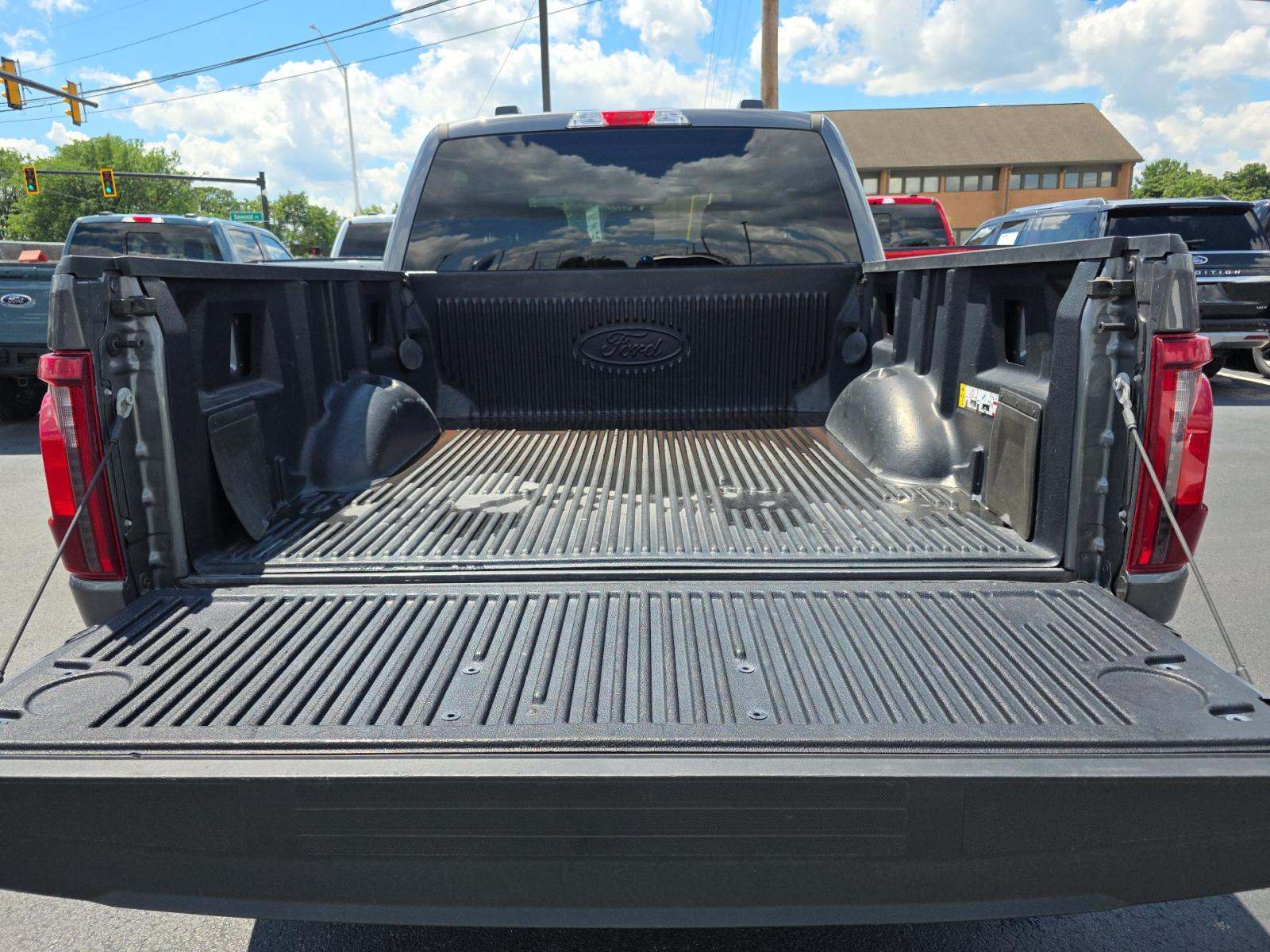 2025 Ford F-150 XLT AWD