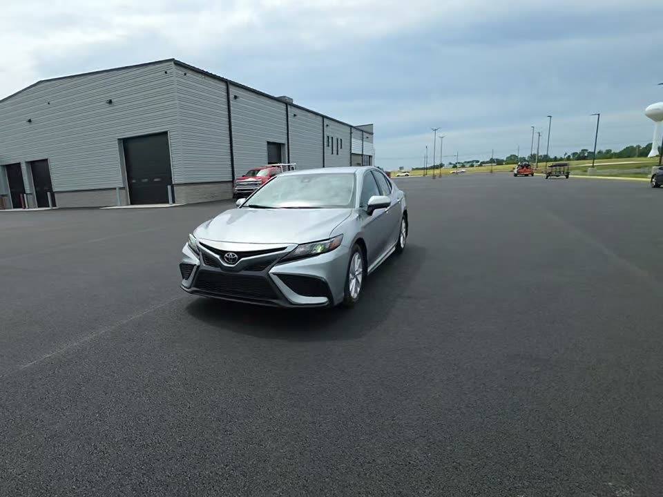 2024 Toyota Camry SE FWD