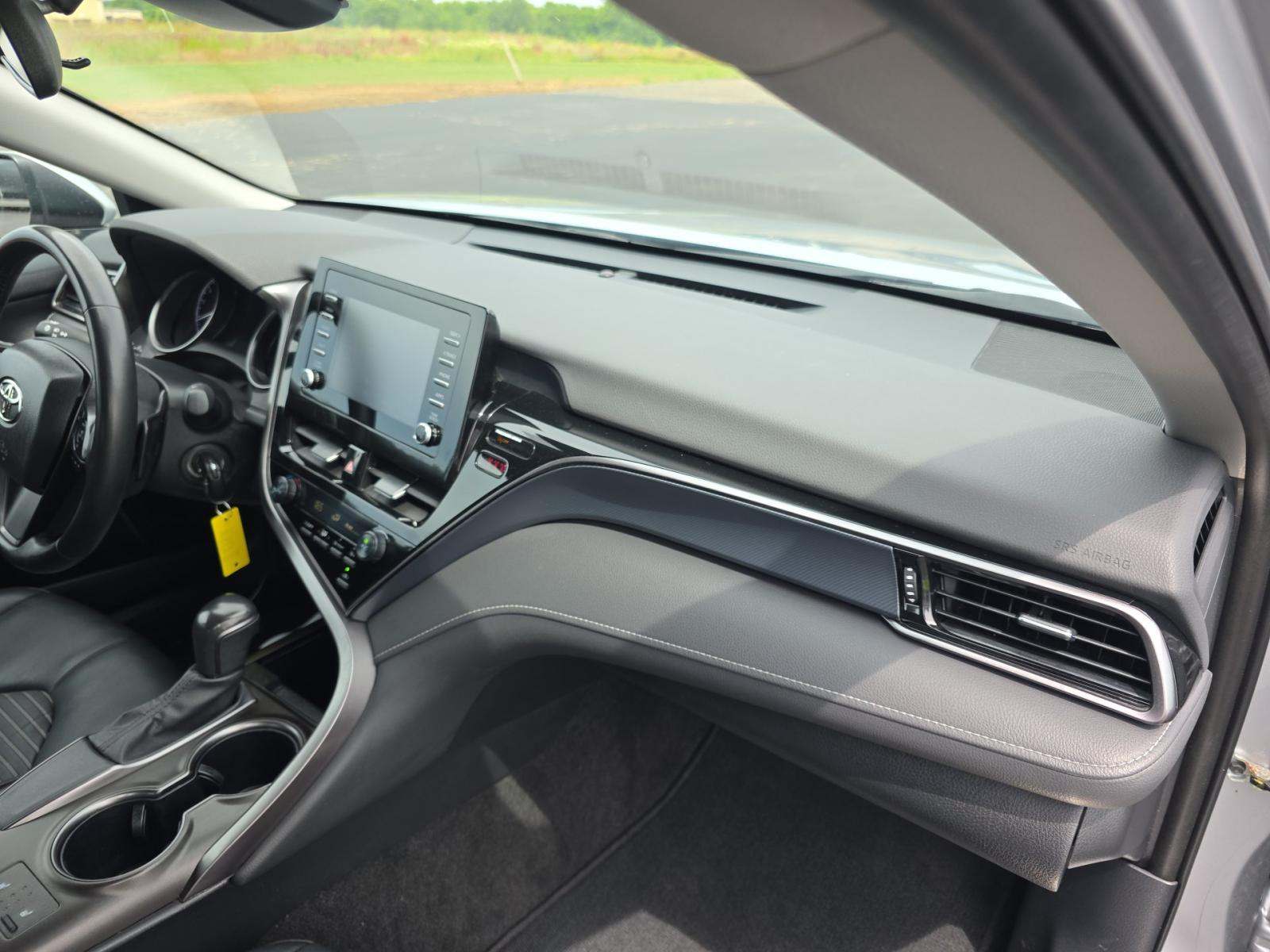 2024 Toyota Camry SE FWD