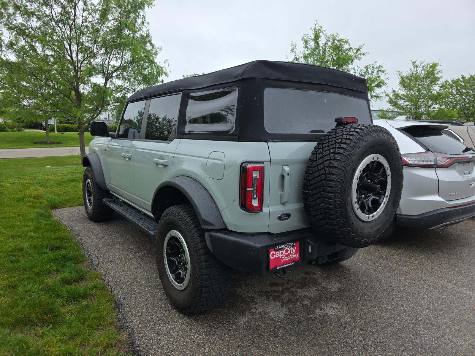 FORD BRONCO - 2