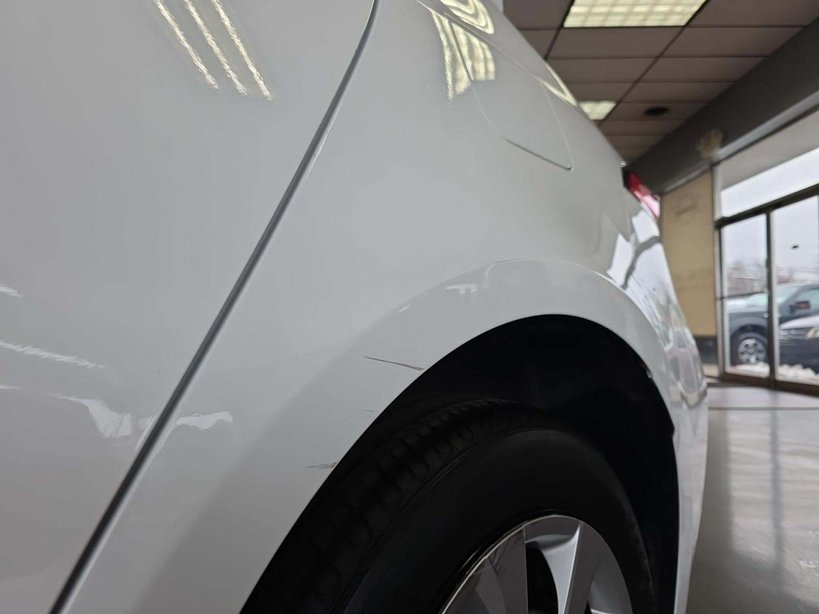 2025 Toyota Corolla LE FWD