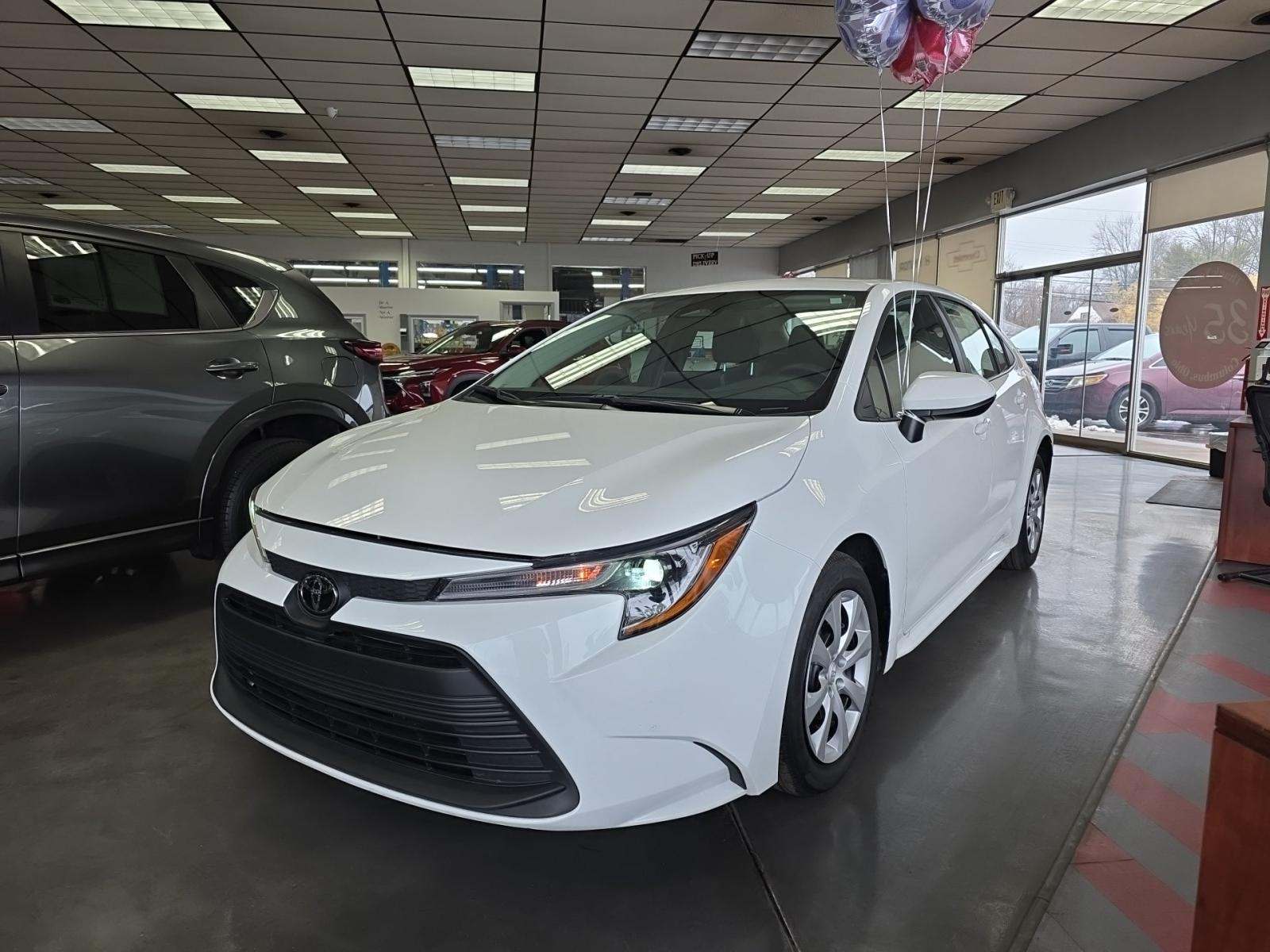 2025 Toyota Corolla LE FWD