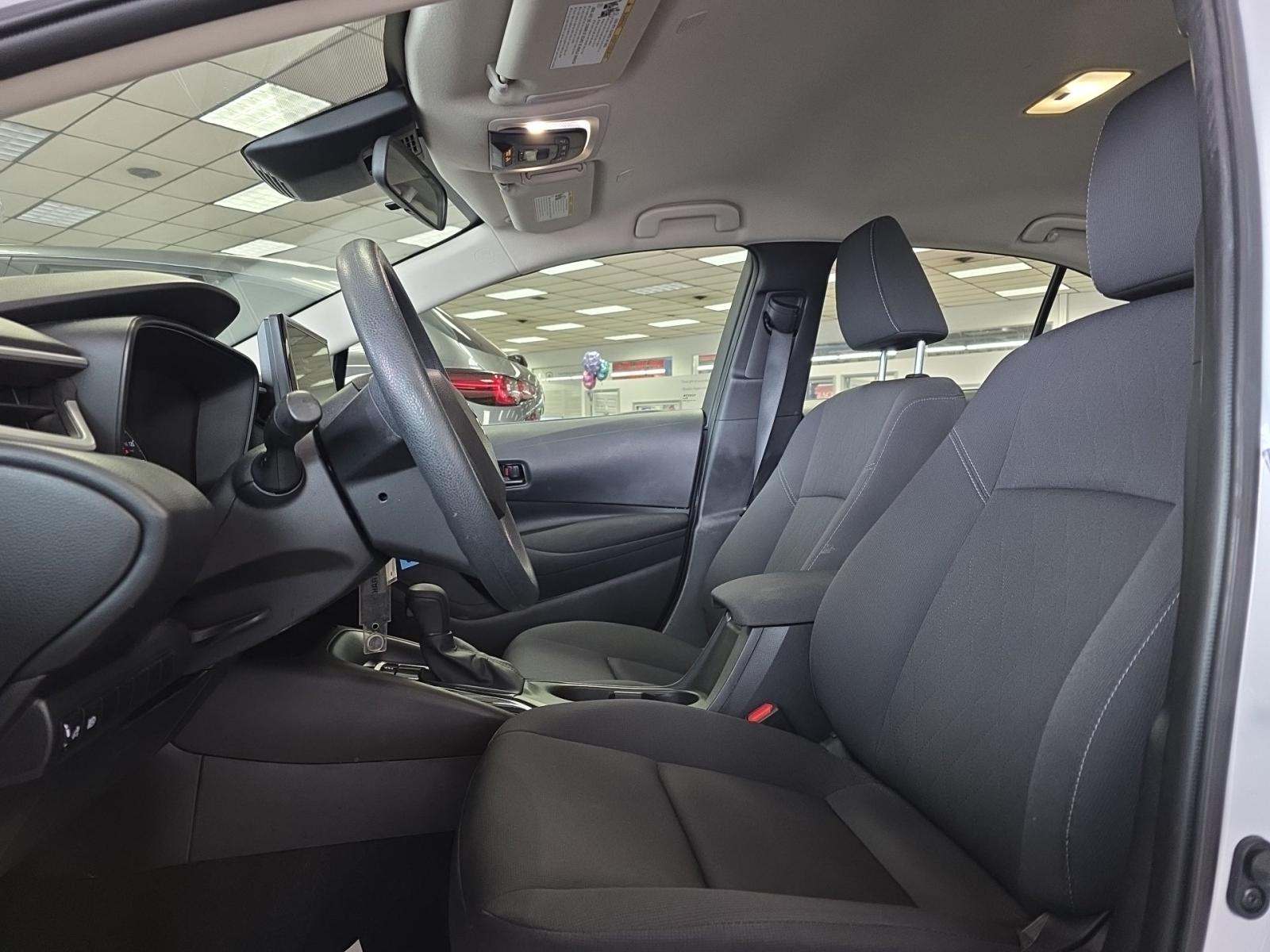 2025 Toyota Corolla LE FWD