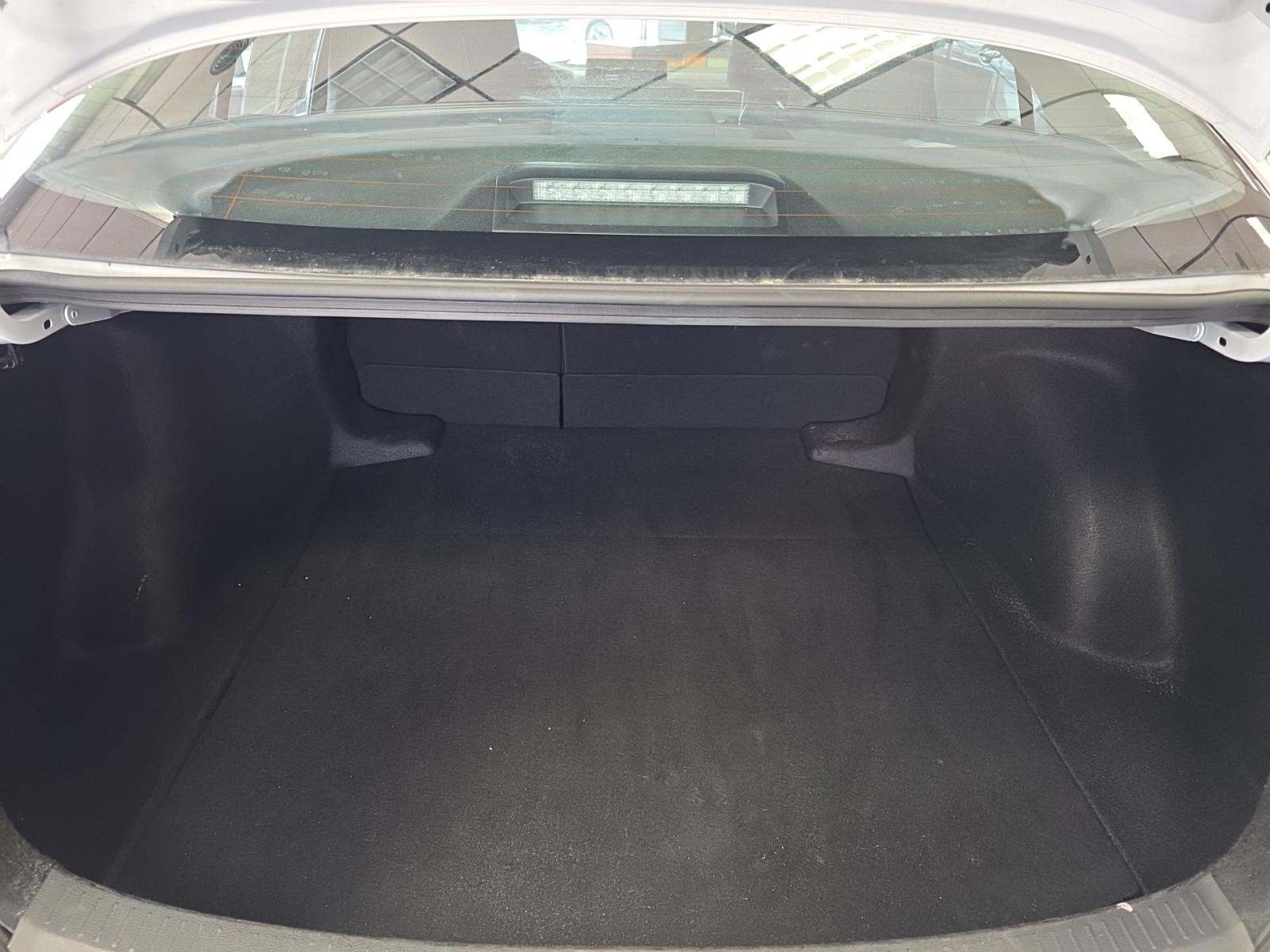 2025 Toyota Corolla LE FWD